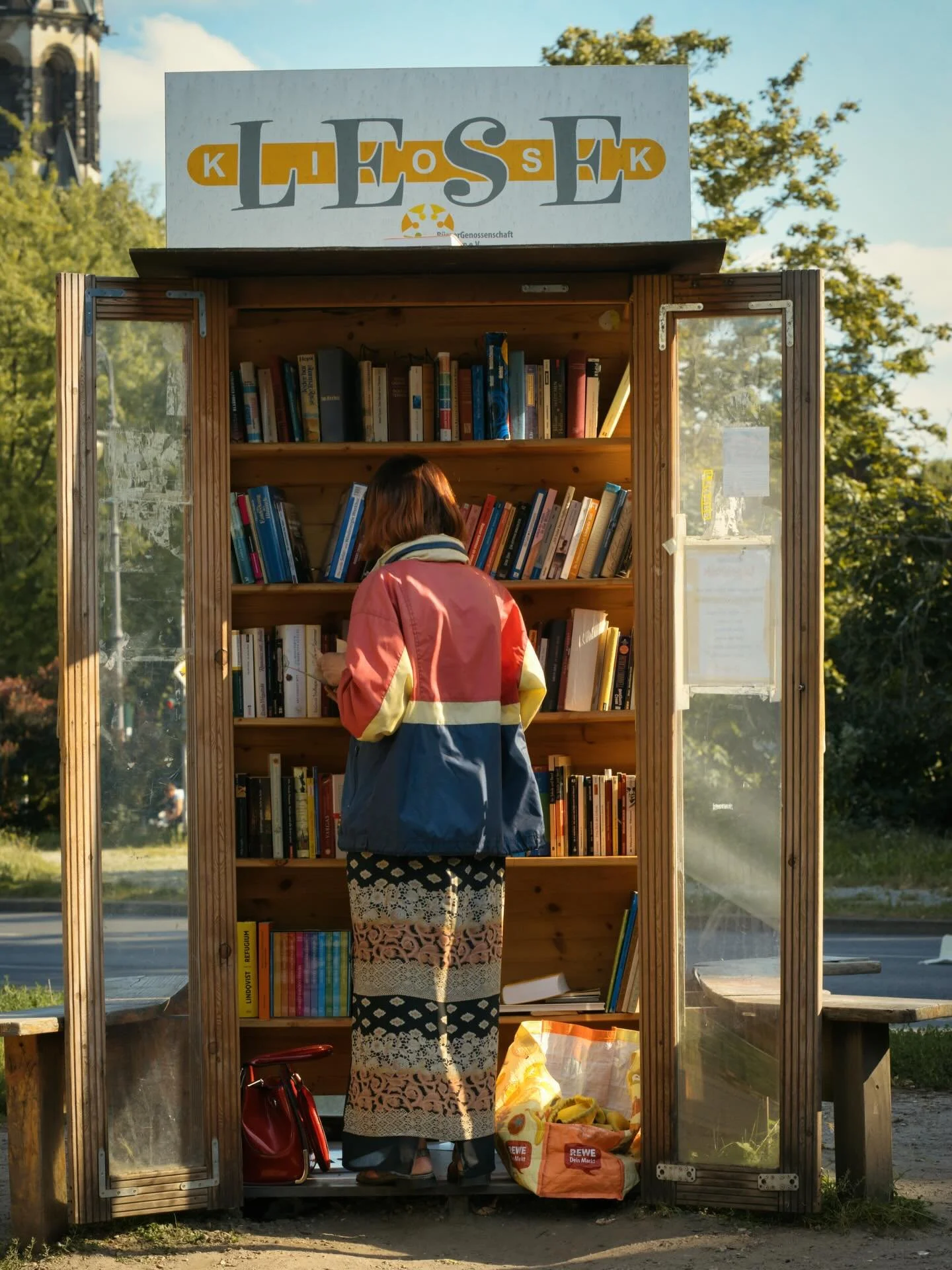 📍 Berlin, Germany

Today some street photography around the Kirche am S&uuml;dstern in Berlin, Germany.

The Church at S&uuml;dstern was built between 1894 and 1897 as an Evangelical church in the neo-Gothic style on S&uuml;dstern &nbsp;in Berlin-Kr