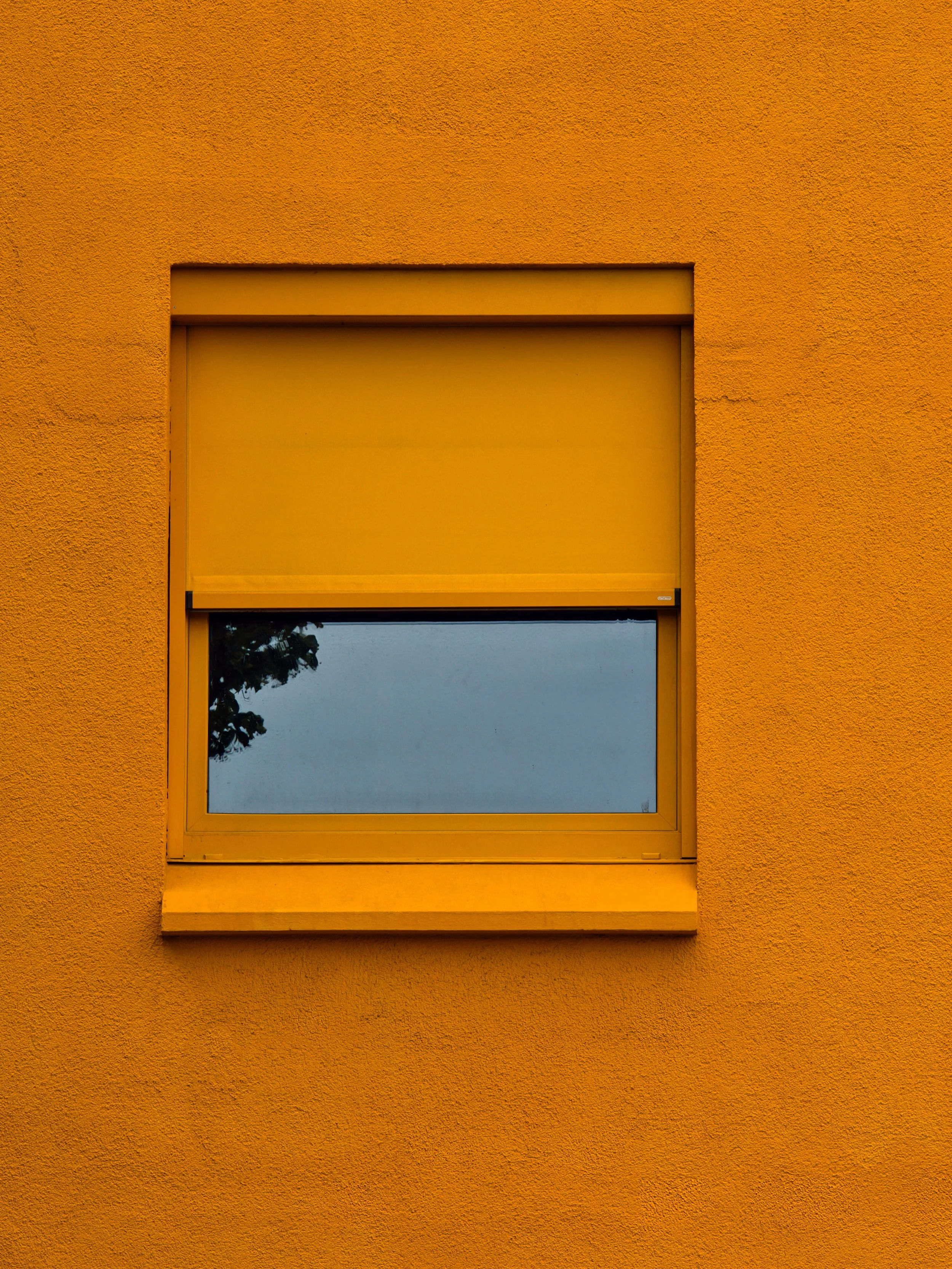 📍 Berlin, Germany

Today some photos of architecture details of the @ateliergardens.berlin yellow building.

When we pause to observe the finer details of architecture, a building transforms from a static background structure into an active storytel