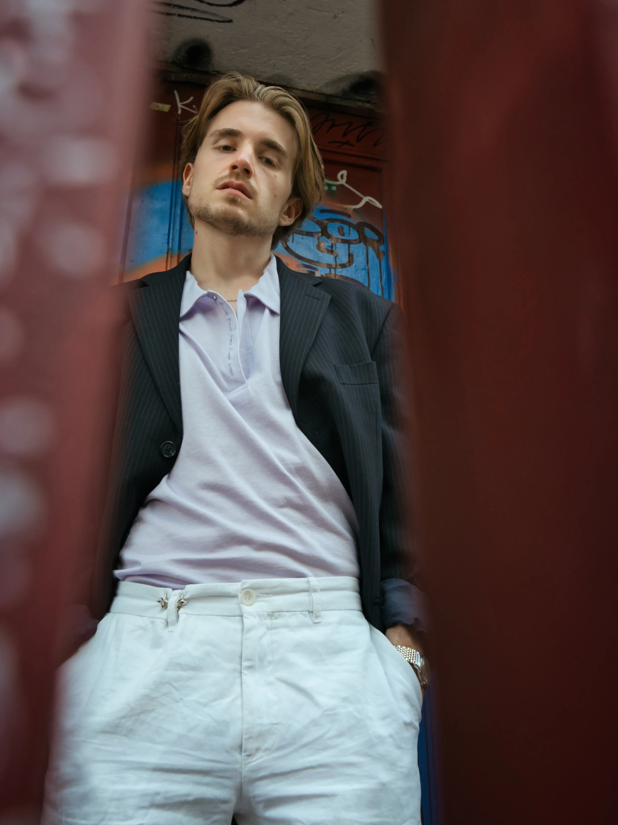 Today another set of photos from the @meetnshoot event in August of 2025 featuring @luca.oeltjenbruns as part of #myportraitphotographyjourney 

Event organised by @lalefavre_photography 

#travelwithlenses #outdoorportraits #outdoorportrait