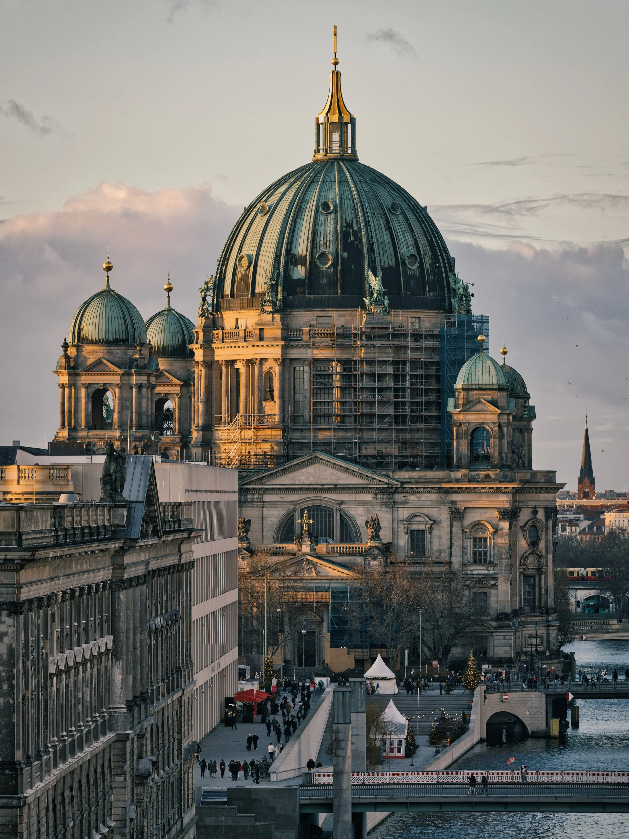 📍 Berlin, Germany

For todays&rsquo;s post, some views from the top of Berlin.

Taking in Berlin from above reveals a striking contrast between historic landmarks and modern architecture spread across a vast, flat landscape.

What is your favorite v