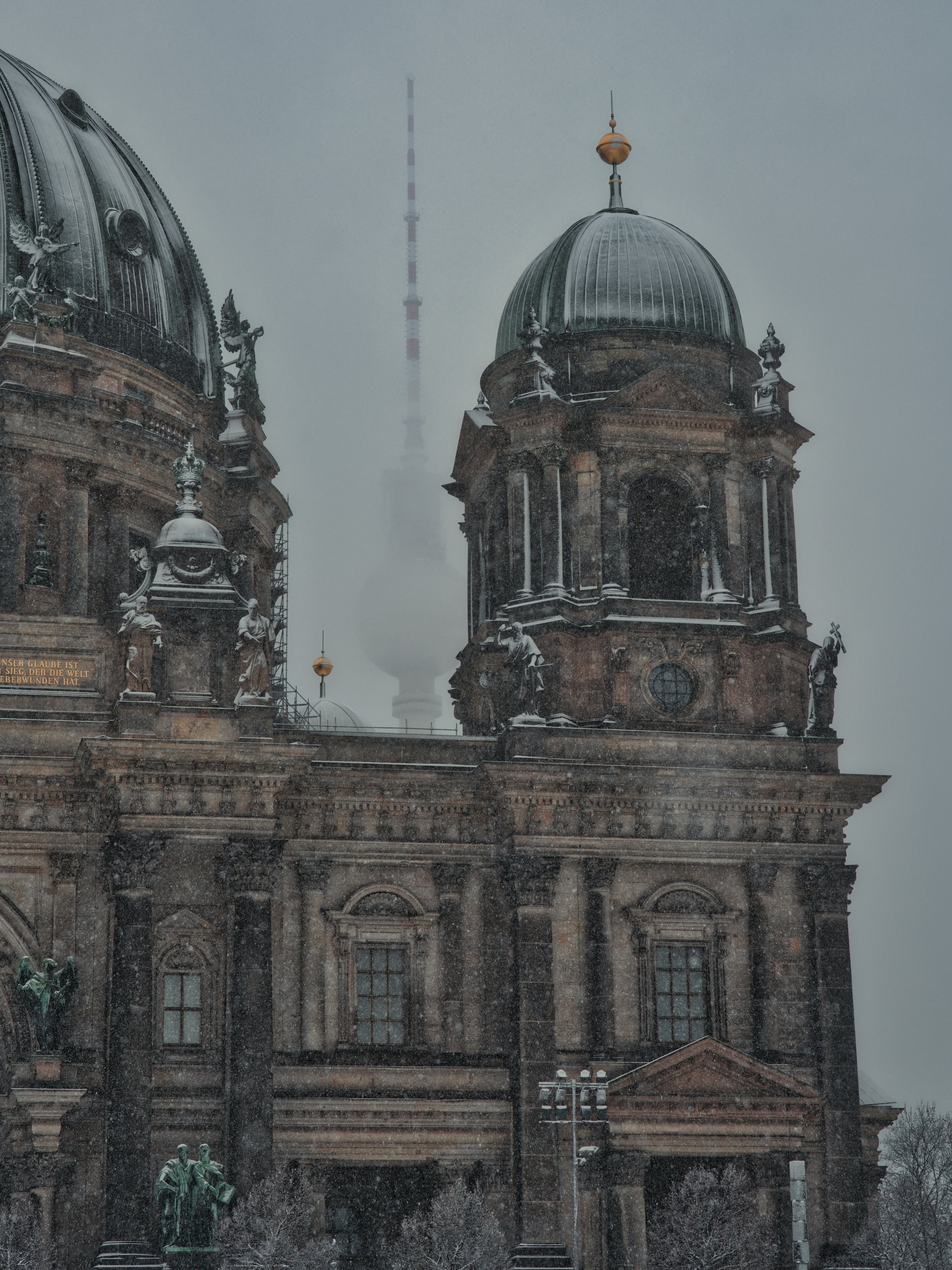 📍 Berlin, Germany

Today some photos from January in Berlin during a snow day.

Visiting Museum Island in Berlin during a January 2026 snow day felt like stepping directly into a living winter postcard. A thick, crisp blanket of white muffled the ci