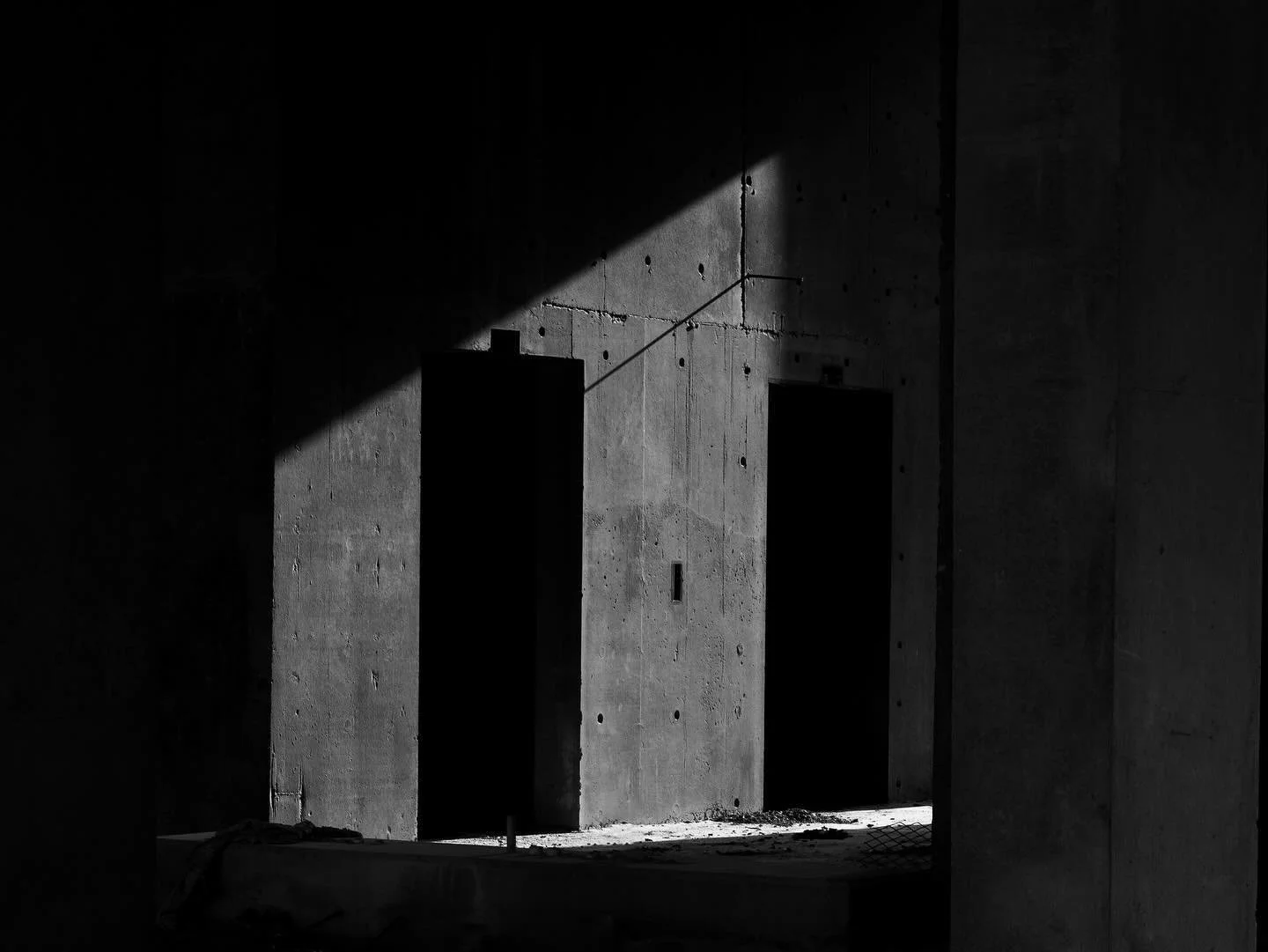 inspired by RIPLEY ⚫️ #3
Camera fuji GFX50R
@fujifilm.ksa
@fujifilmme 
#RIPLEY #monochrome