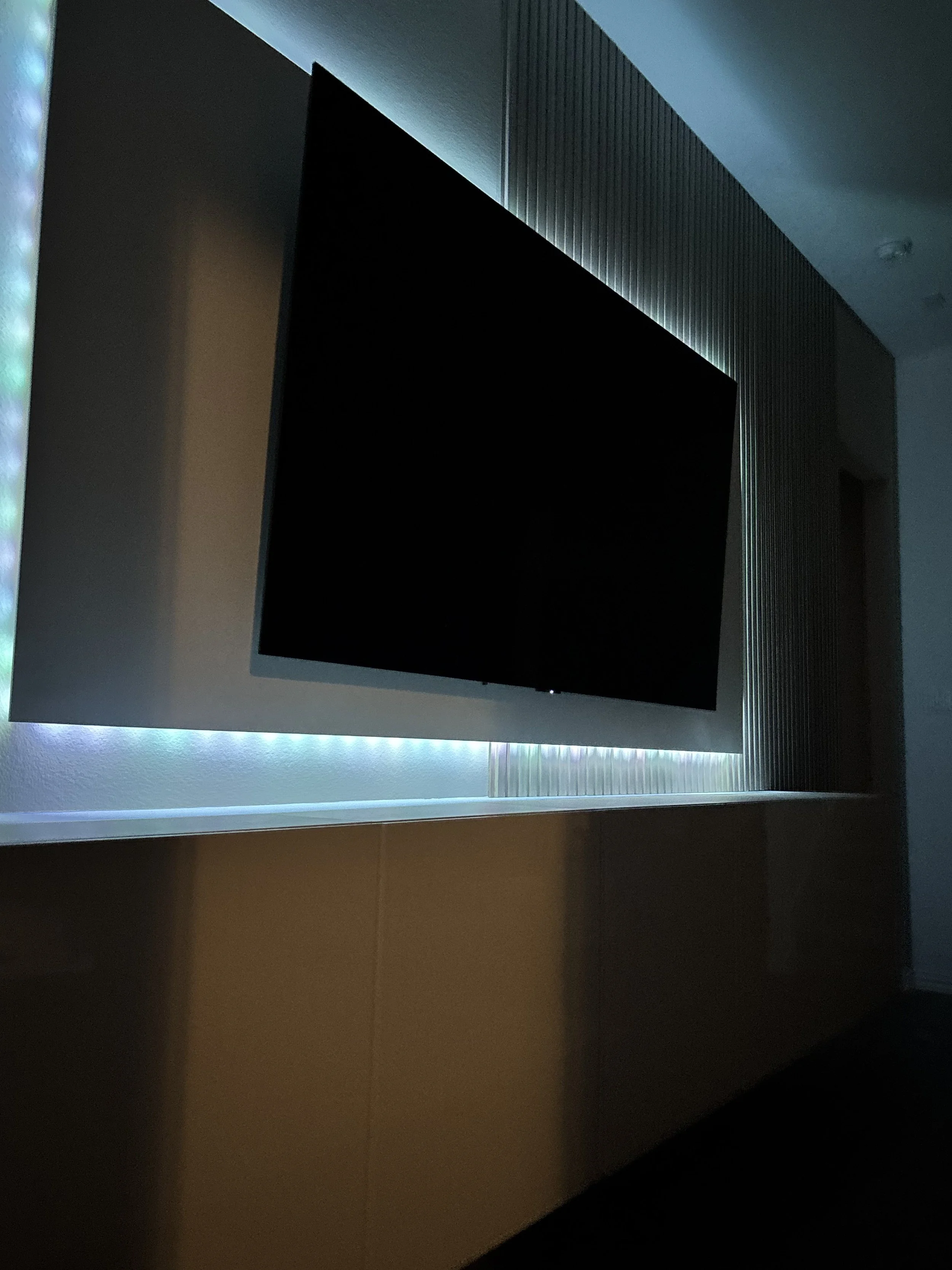 Light Up TV Wall Murphy TX
