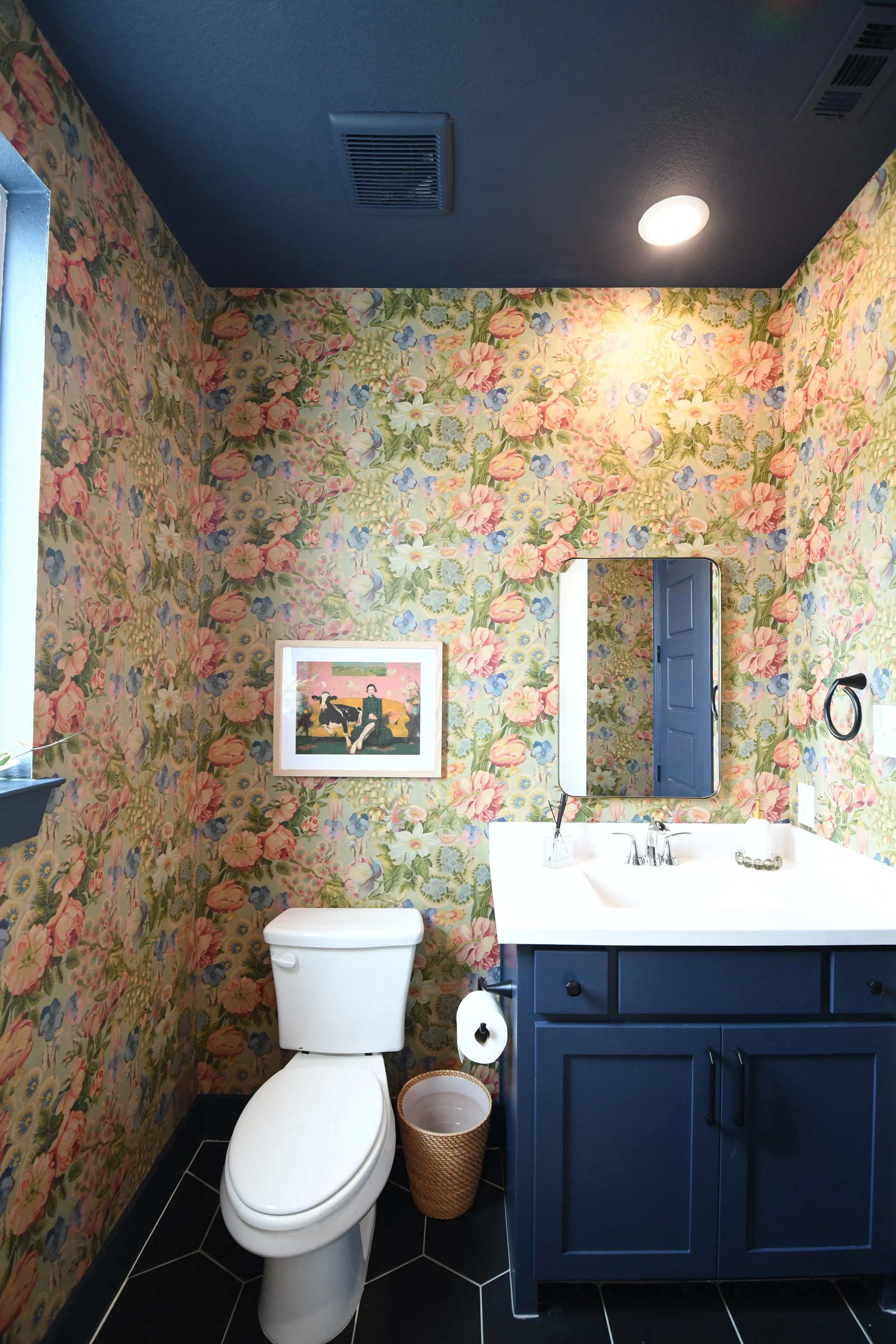 Wallpaper and Bathroom Install Aubrey TX
