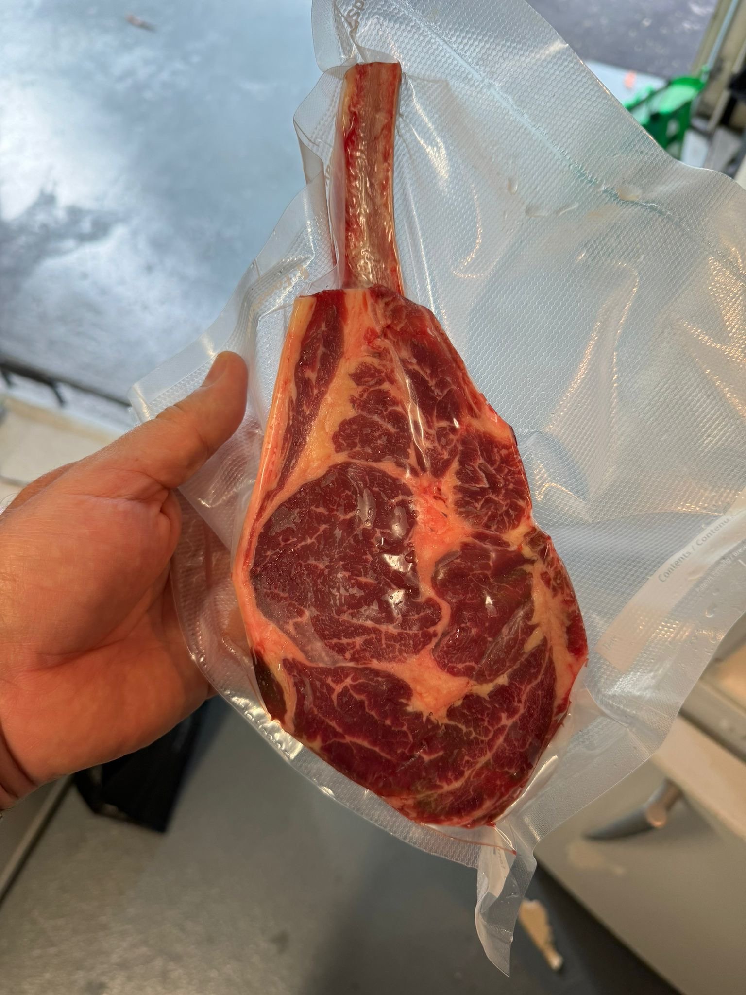 Tomahawk Steak