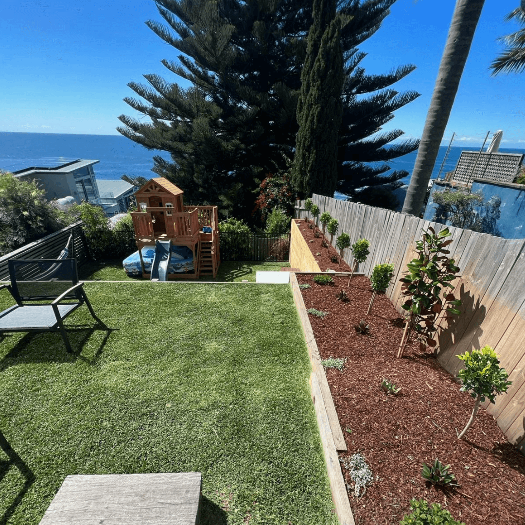 VL_Coogee retaining wall.png