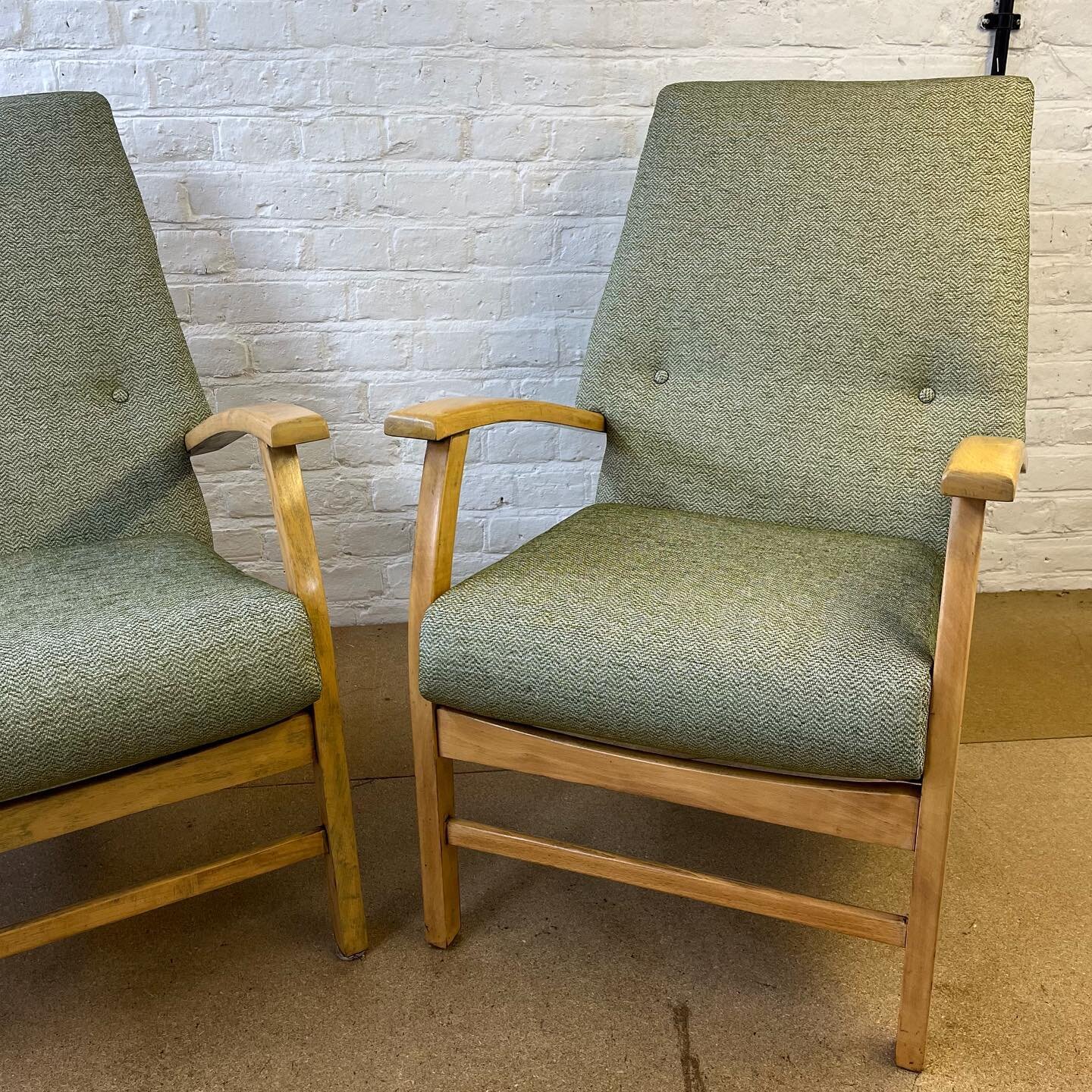Mid 60&rsquo;s fireside chairs reupholstered in @rossfabrics herringbone 
#midcentury #midcenturymodern #midcenturyfurniture #leighonsea #upholstery #upholsterer