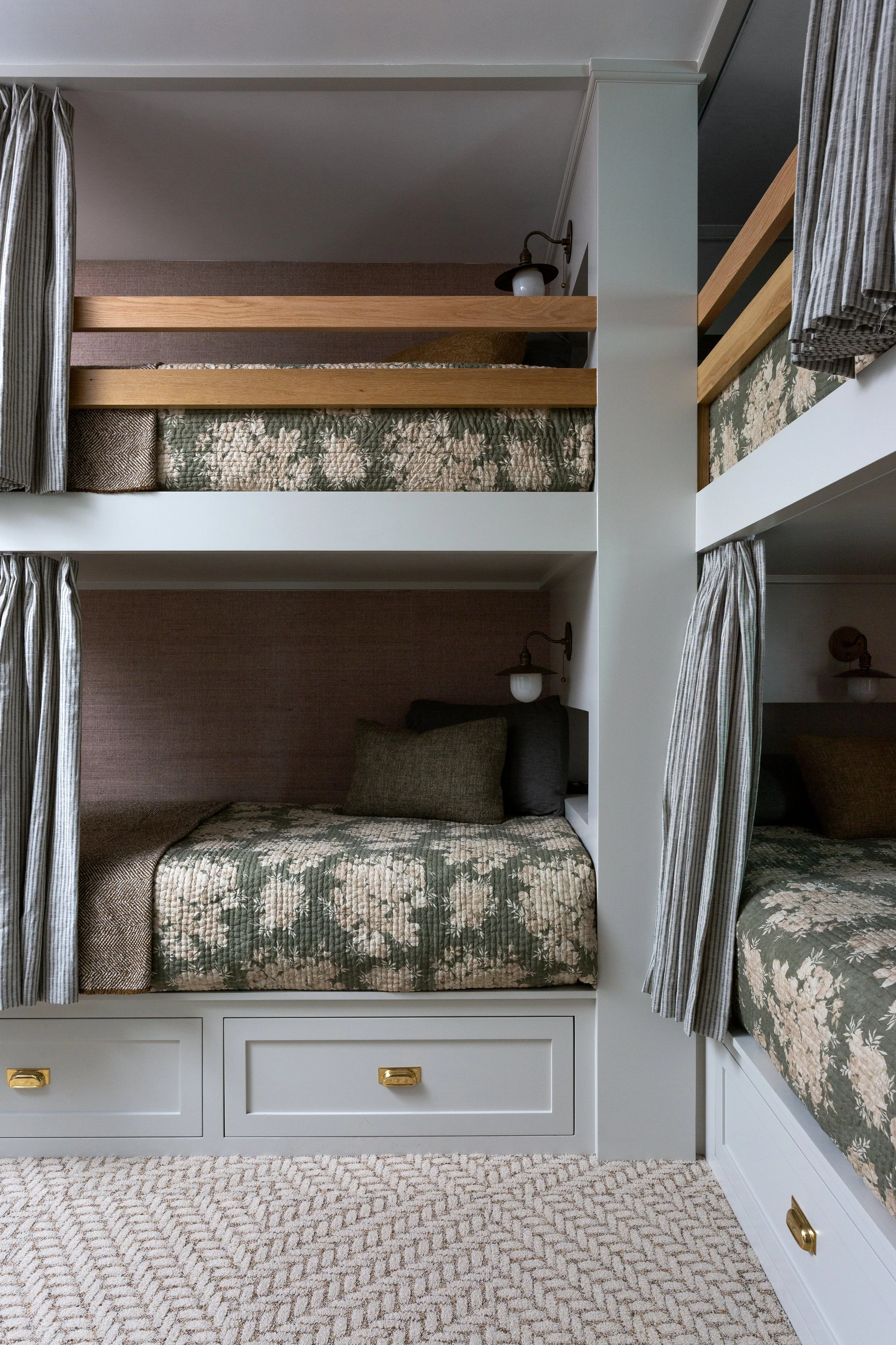 BUNK ROOM - comstock-29.jpg