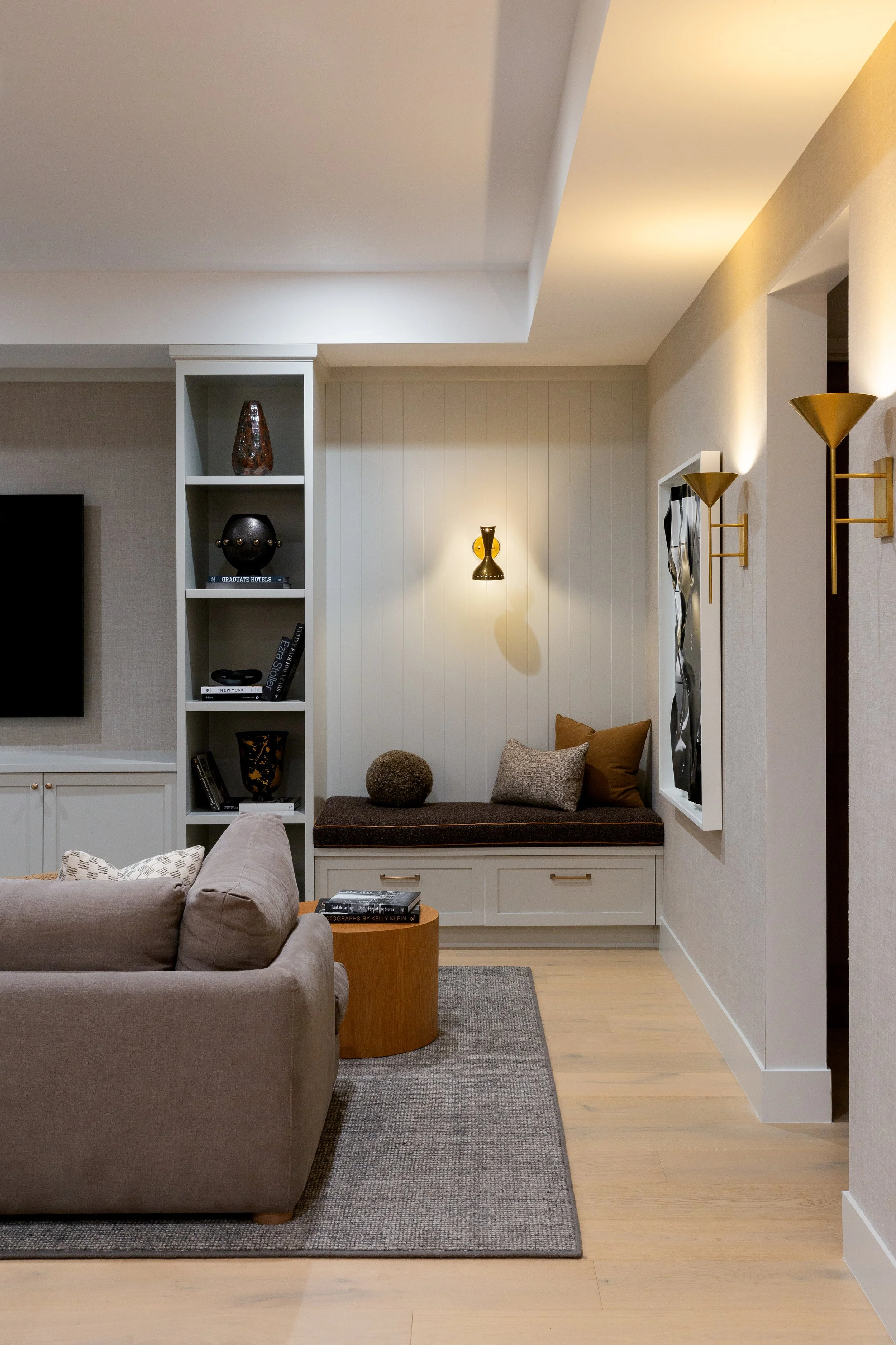 FAMILY ROOM - comstock-25.jpg