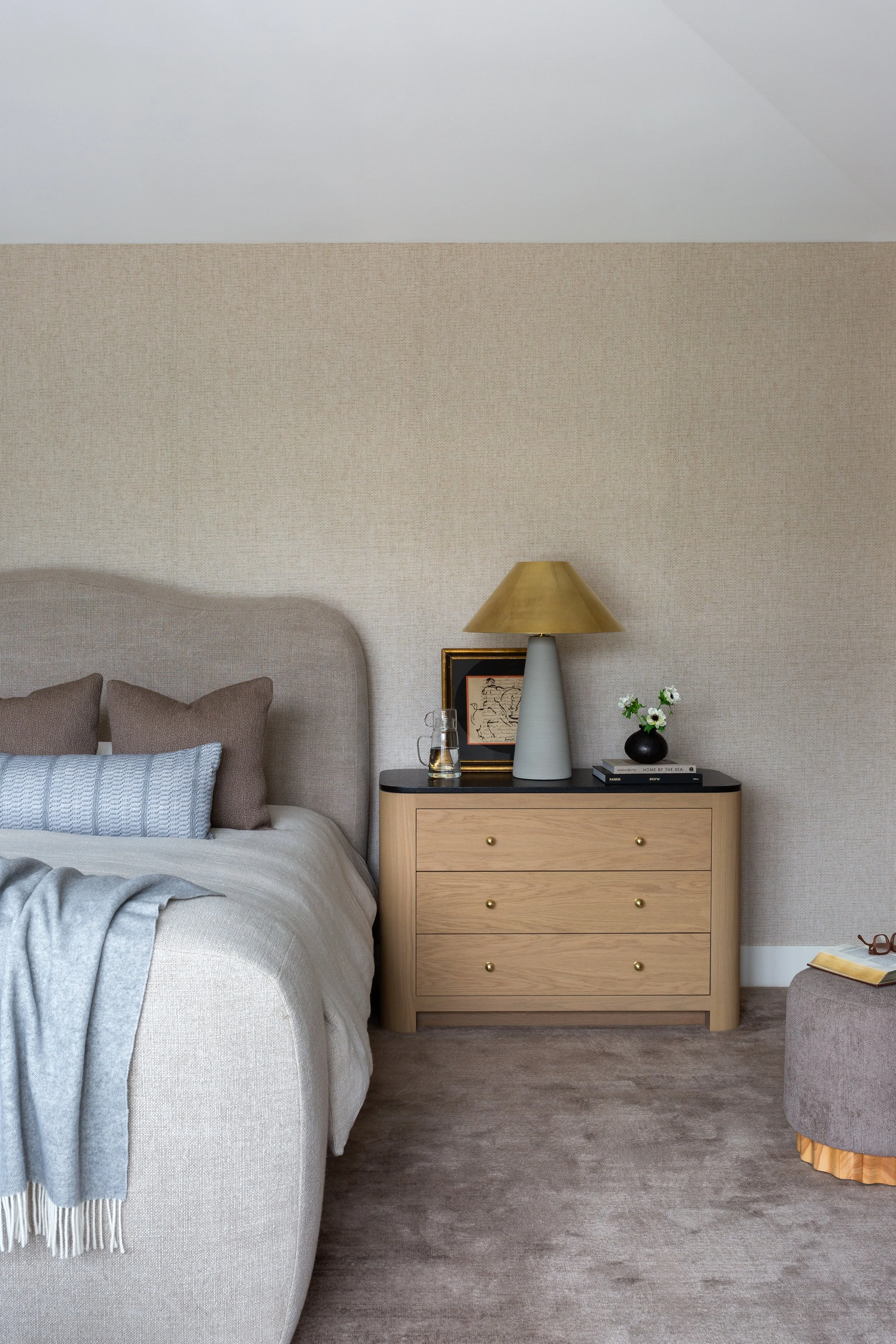 PRIMARY BED - comstock-3.jpg