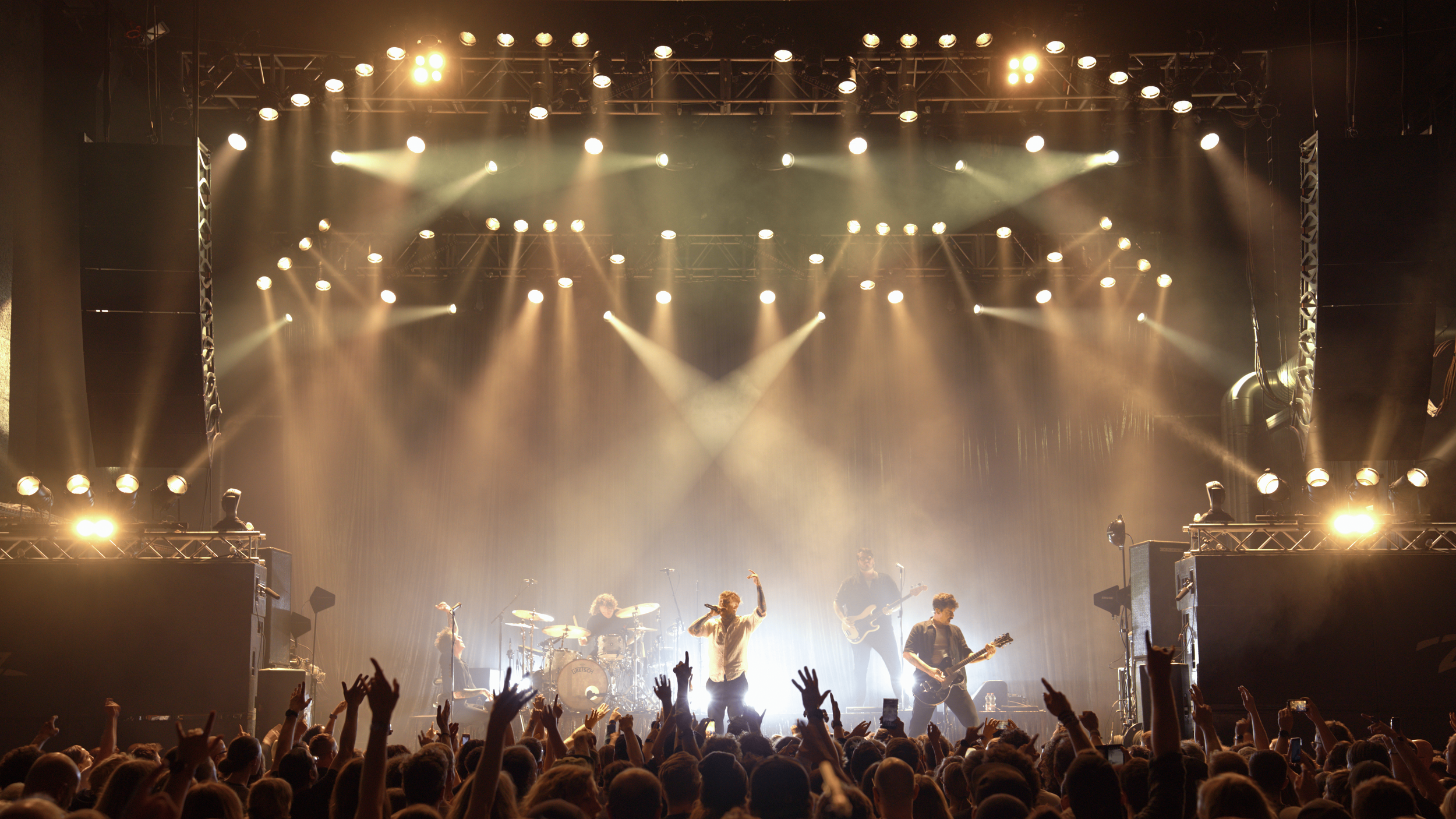 Frank Carter and the Rattlesnakes - Dark Rainbows pt2 tour 2024. Designer - Programmer - LD