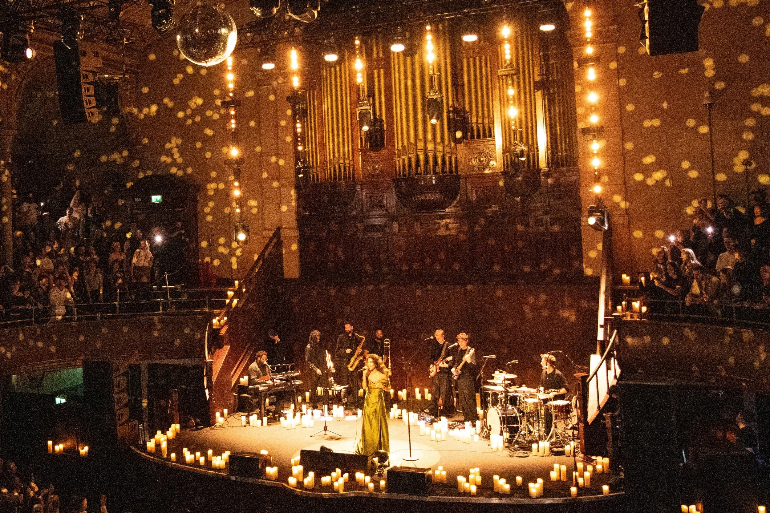 Olivia Dean - Warchild show 2026. Programmer - LD