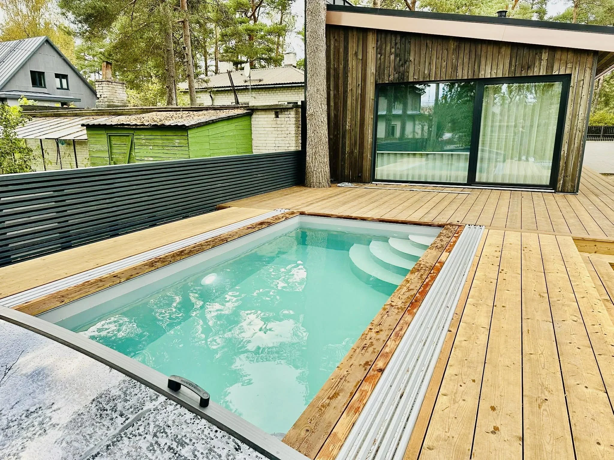 Tehtud tööd_polüpropüleen bassein_hall.2.jpg