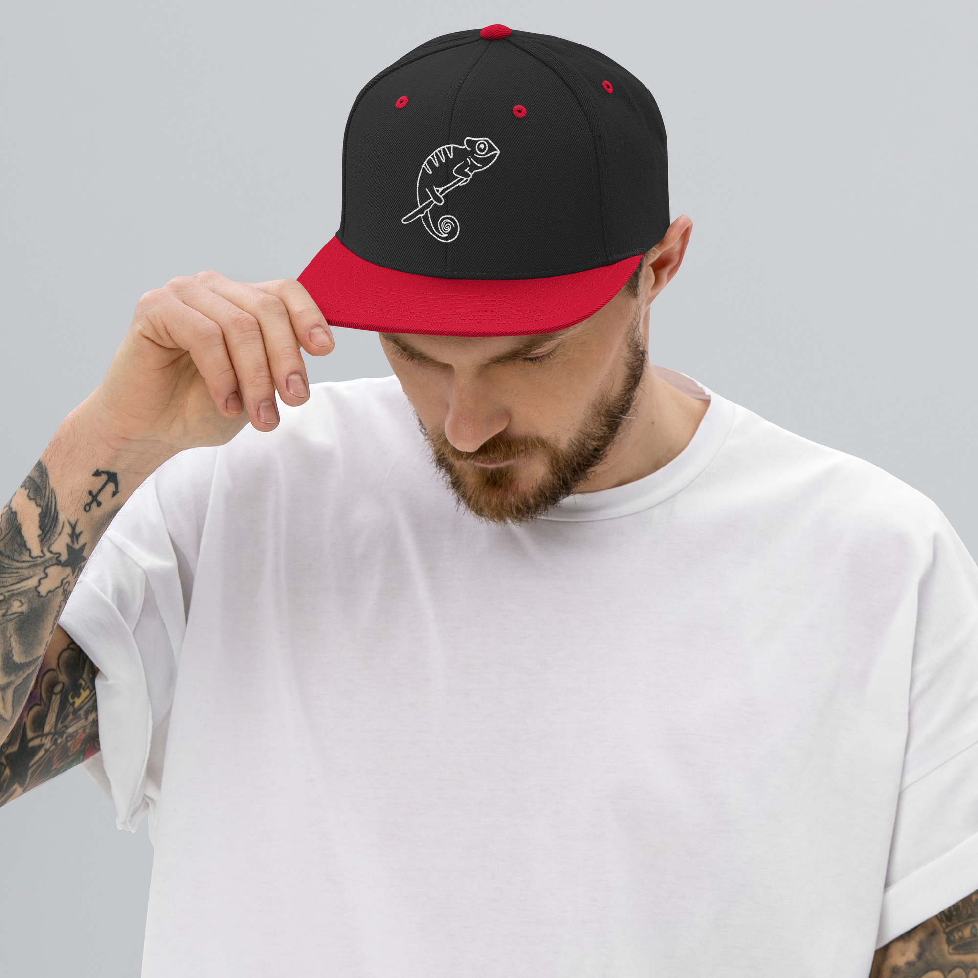 classic-snapback-black-red-front-693077c1de6ae.png