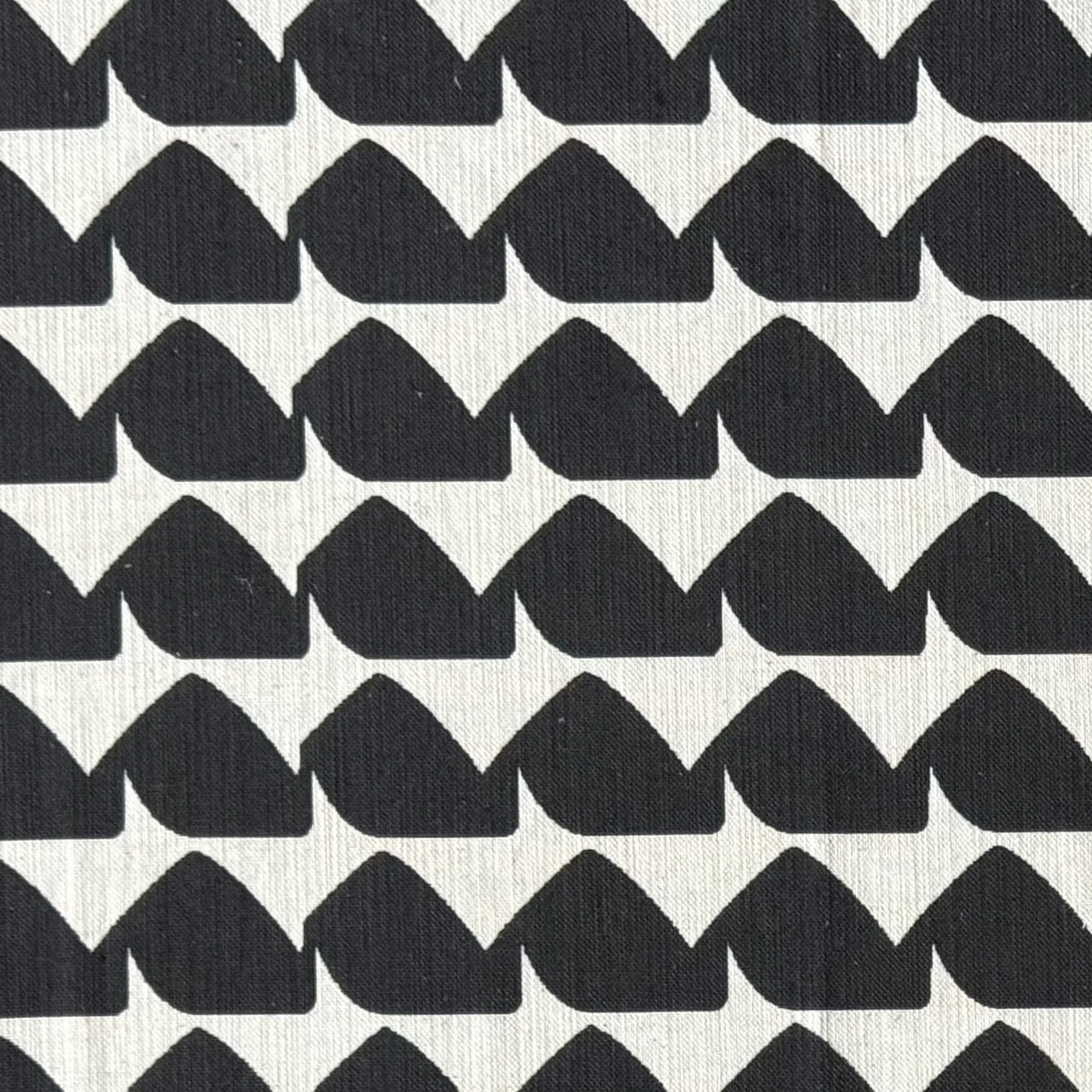 Holding Hands (Large) - Black