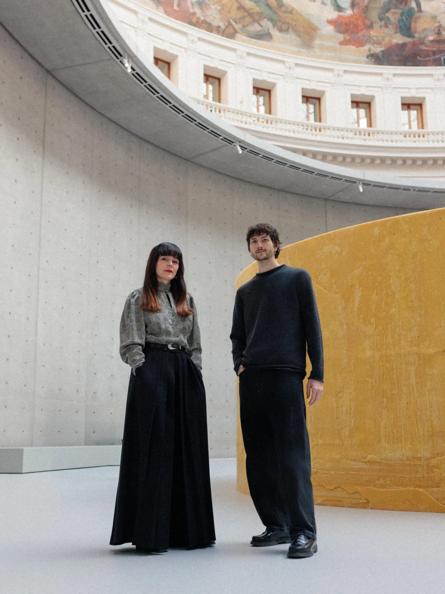 Fragments on film and phone.
Little things we love.

1-A memory at the Bourse de Commerce museum, Paris.
2-A crumbling wall somewhere in Italy.
3-Japan, a true love at first sight.
4-The many caf&eacute;s we never stop discovering.
5-Finding balance 