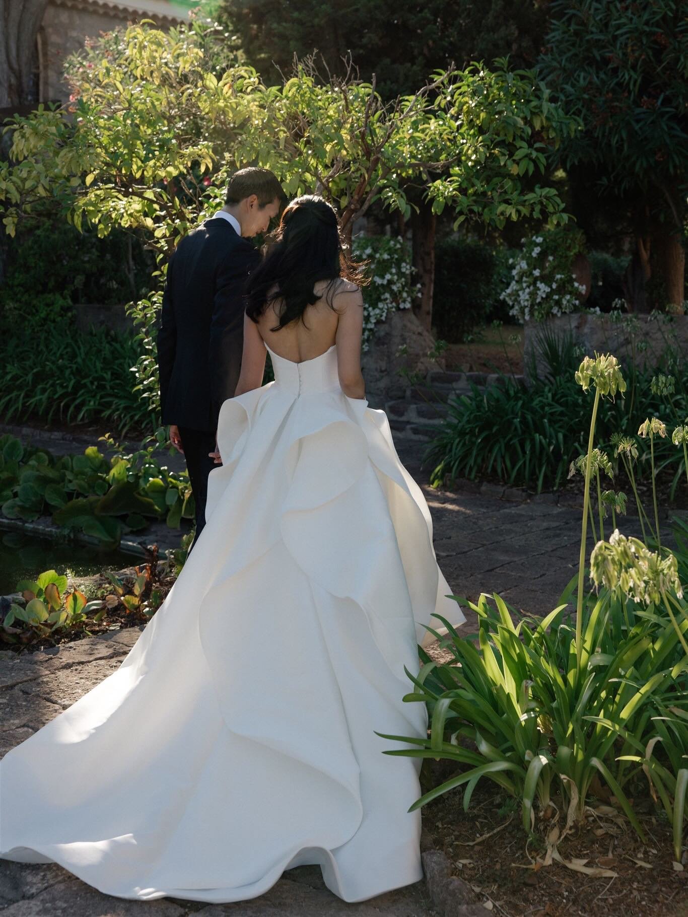 Thanks to them, the day is unforgettable.
.
@annelaureweddings 
@alchemia.photoandfilm 
@thefilmblanc 
@the.champagne.diaries 
@sisters.and.b.floral 
@karinebrossardmakeuphair 
@lnaf_private_functions 
@helentraiteur 
@lesdelices2gladys 
@les_mignonn