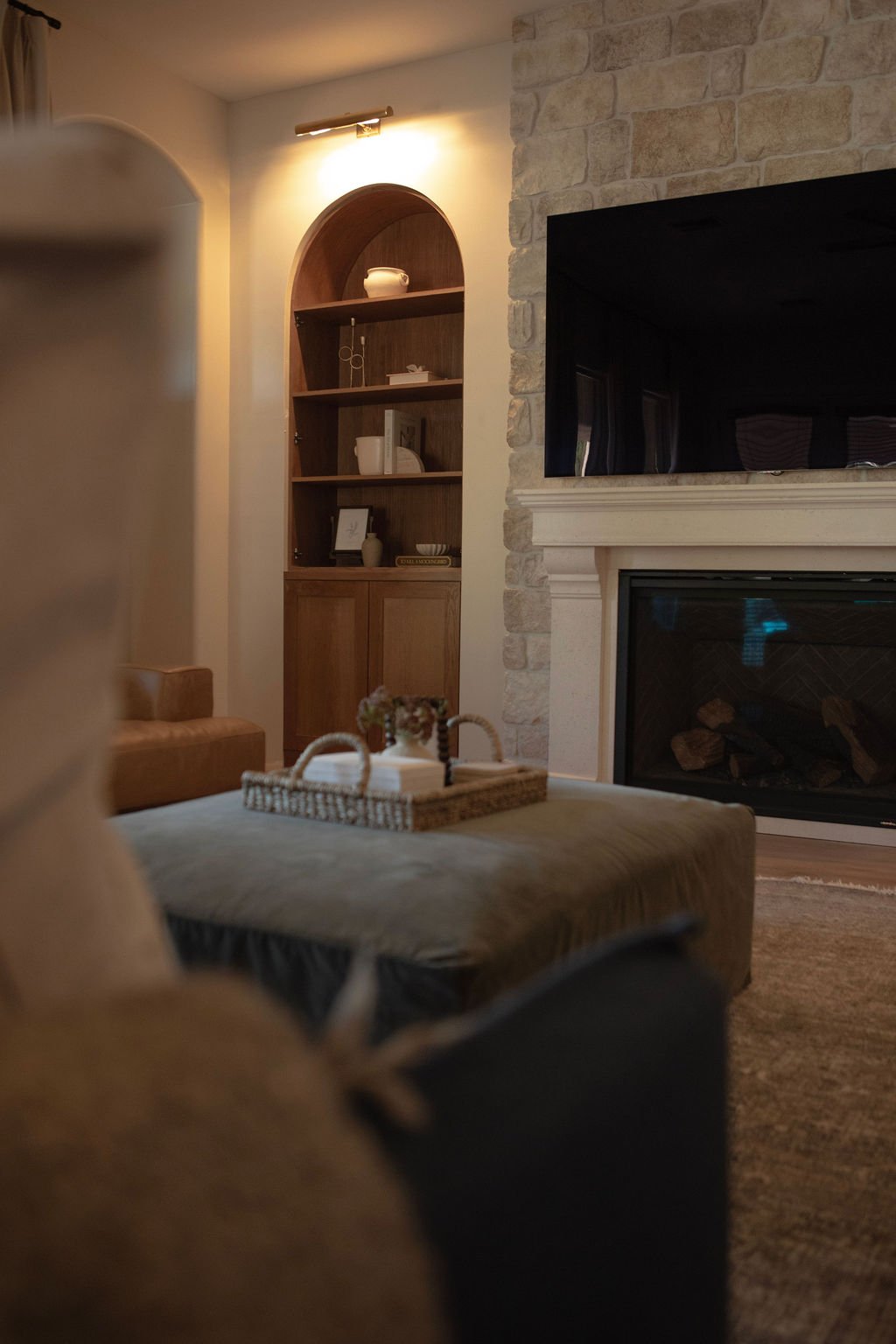 timeless-earthy-living-room-transformation (6).jpg