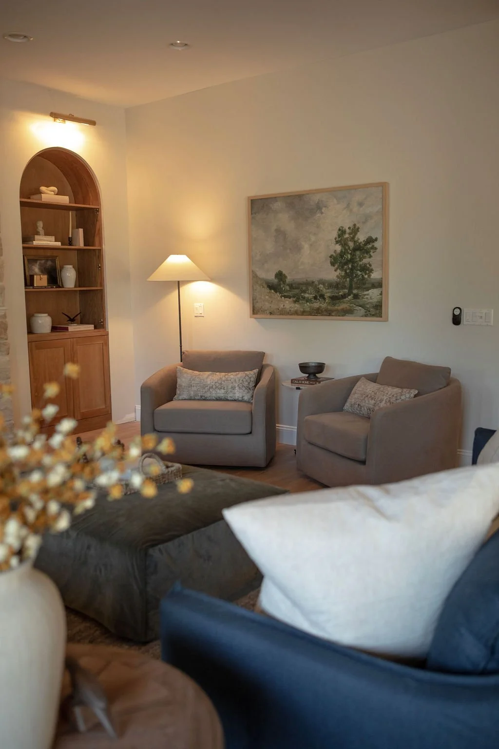 timeless-earthy-living-room-transformation (13).jpg