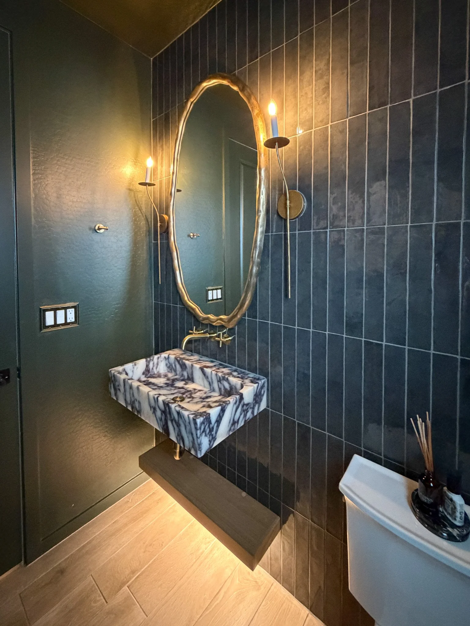 Gitt Powder Room Bathroom 2.jpg
