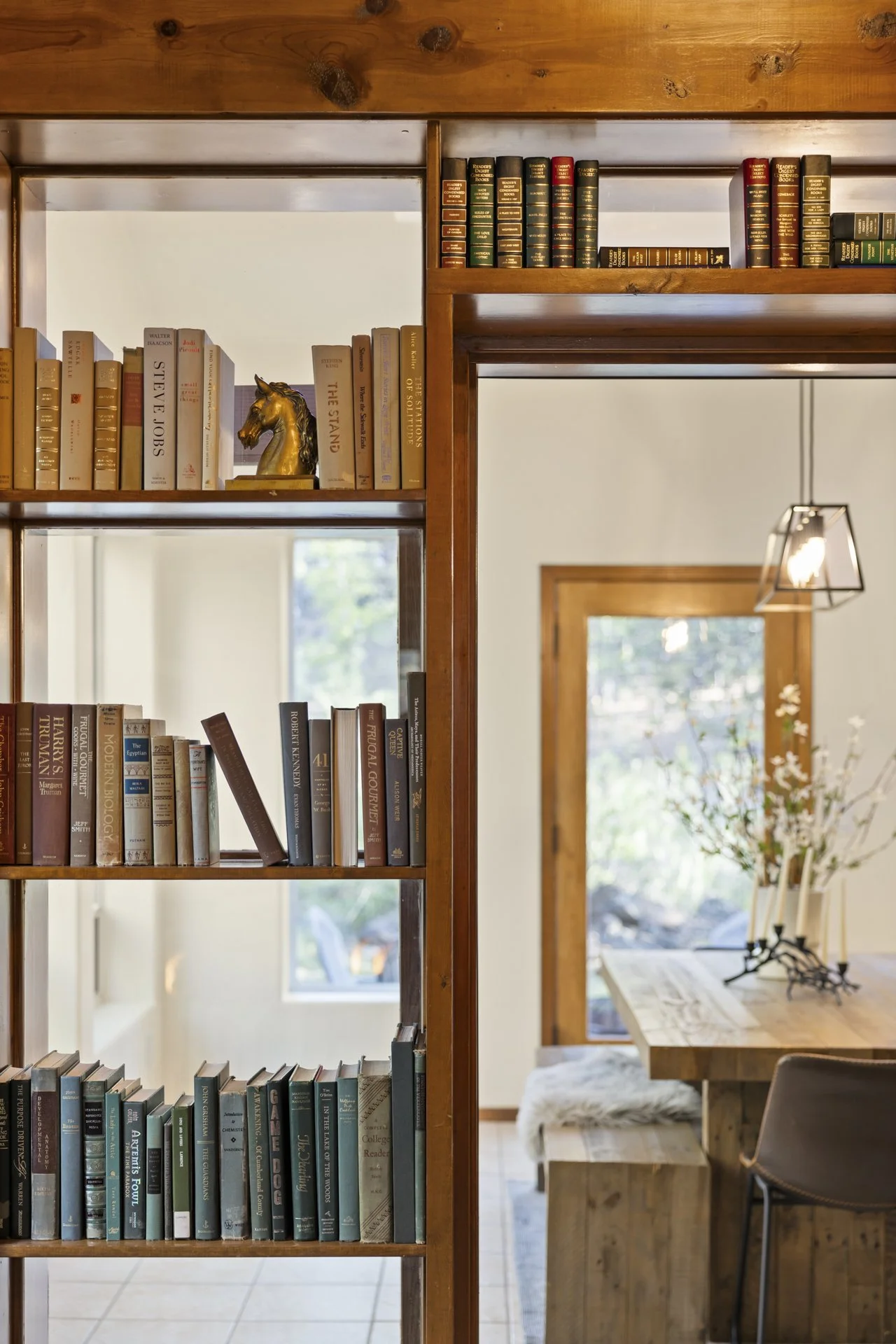 Formal dining for large family gatherings