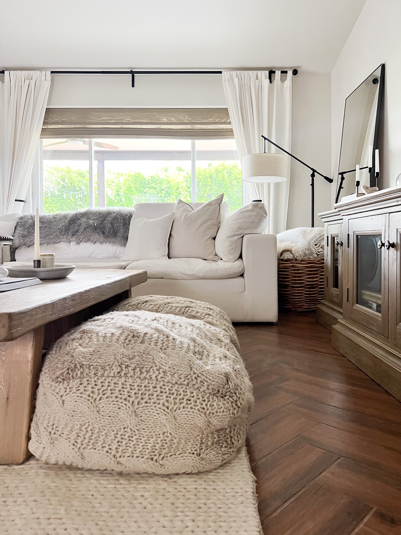 modern coastal craftsman comfy cozy house living room design mesa scottsdale gilbert queen creek interior designer full service paradise valley phoenix arcadia tempe 1.jpg