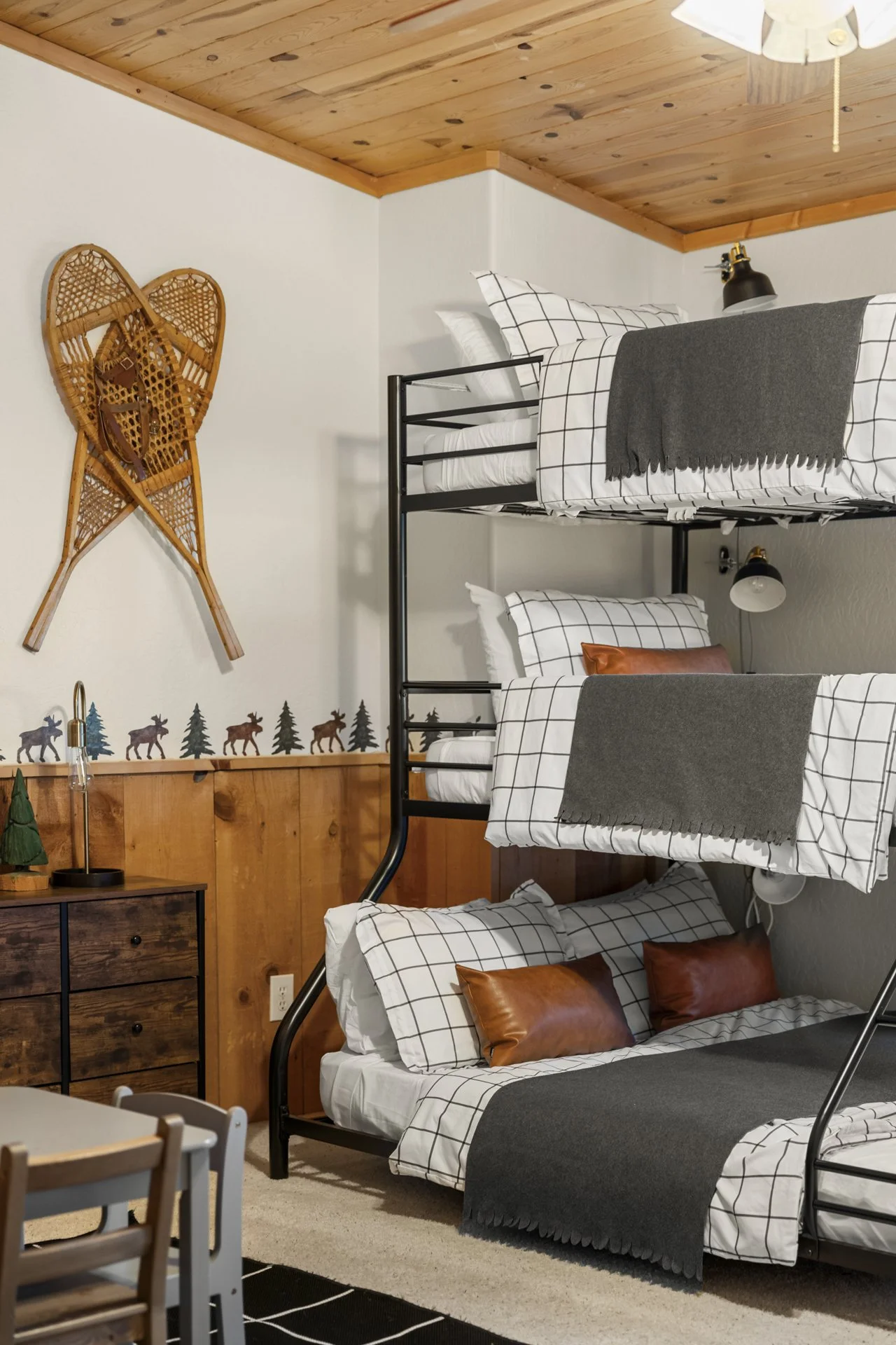 Bunk room sleeping arrangements