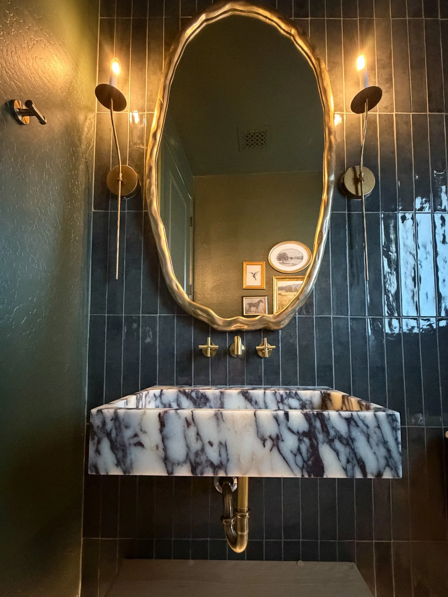 Gitt Powder Room Bathroom 4.jpg