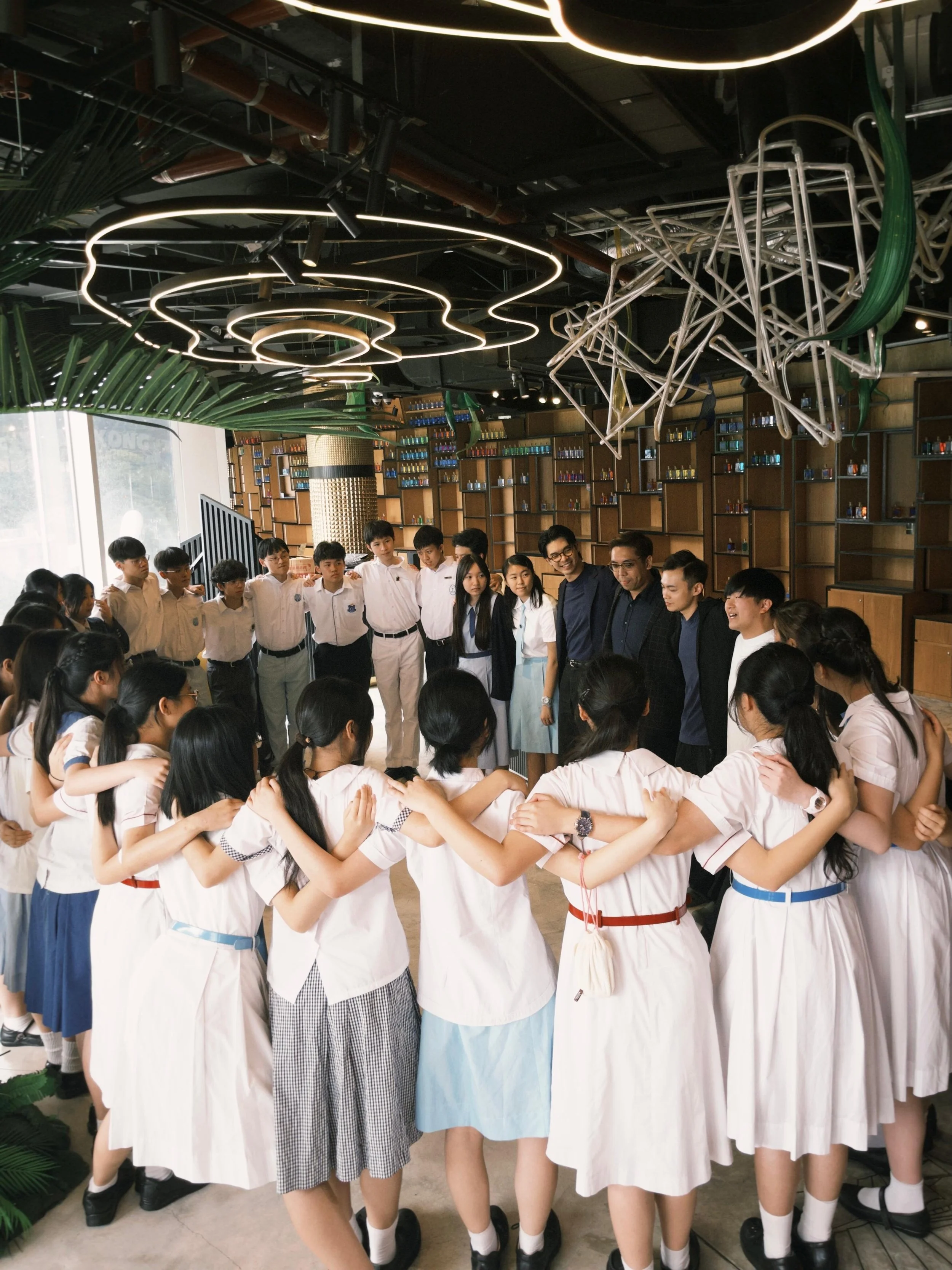 My time with the Hong Kong Inter-School Choir (Senior Secondary Division) was deeply rewarding.

In my teaching career, I&rsquo;ve only conducted one senior secondary choir before, and for just one year. I never expected I&rsquo;d have the chance to 