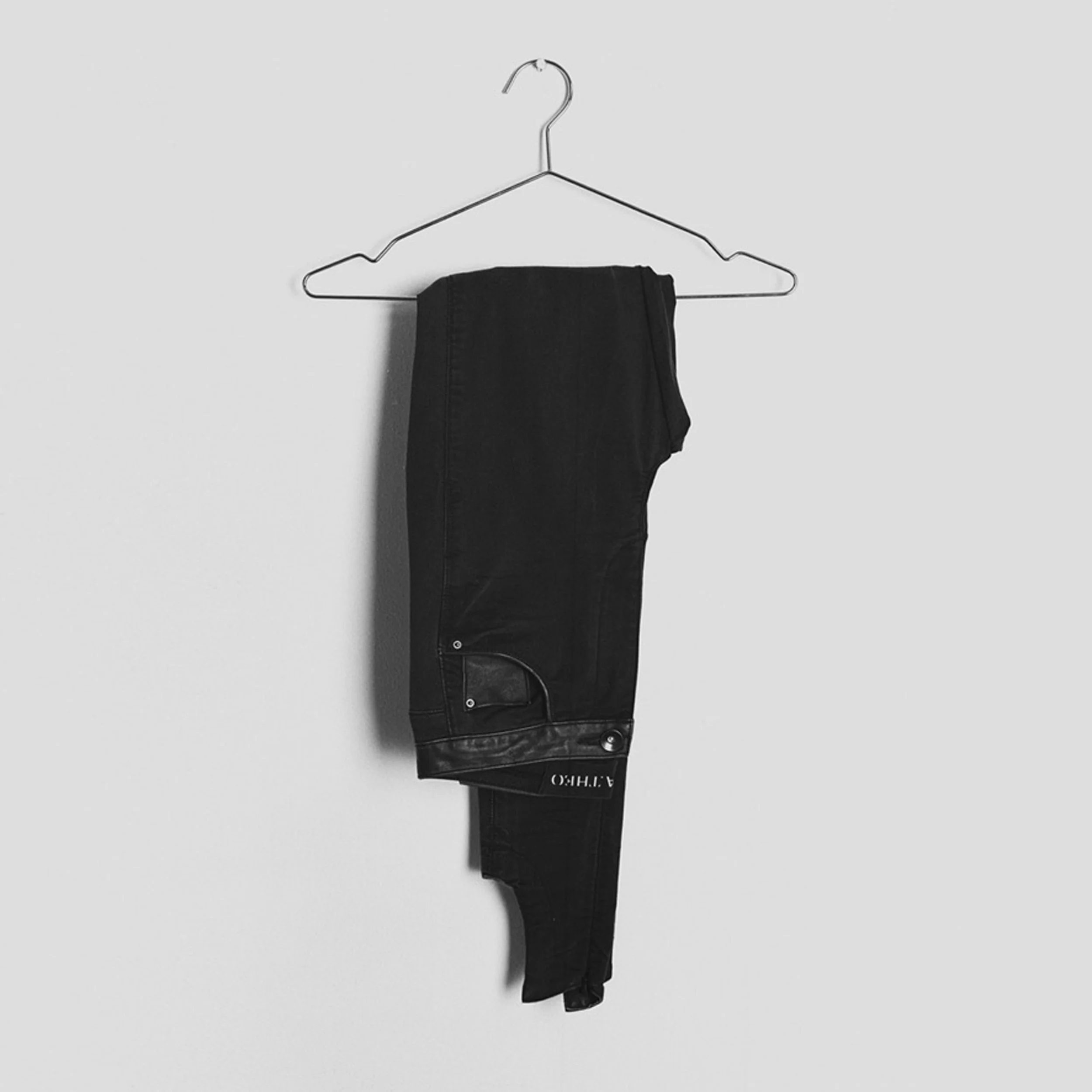 arch_hem_jean.jpg