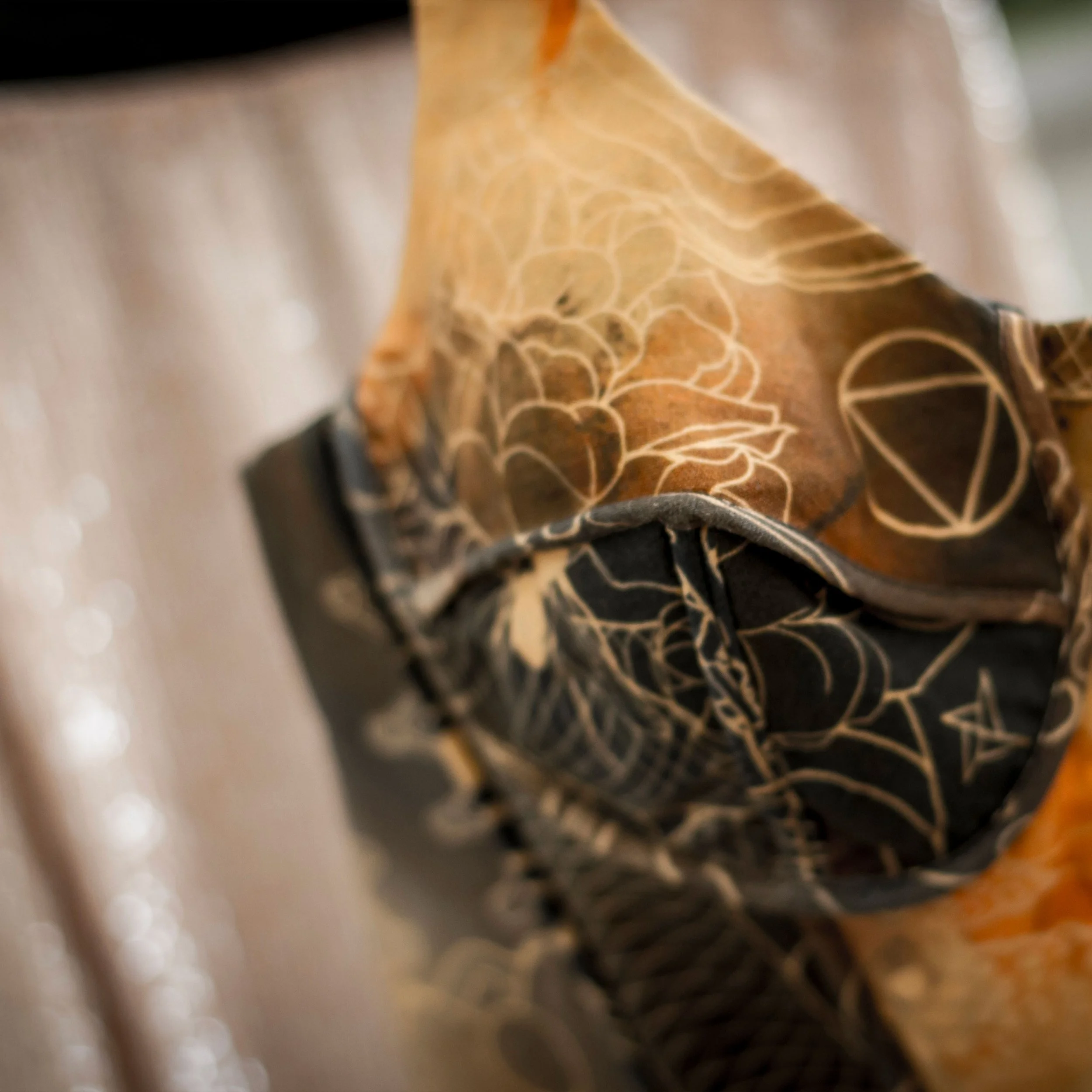 Bustier_closeup.jpg