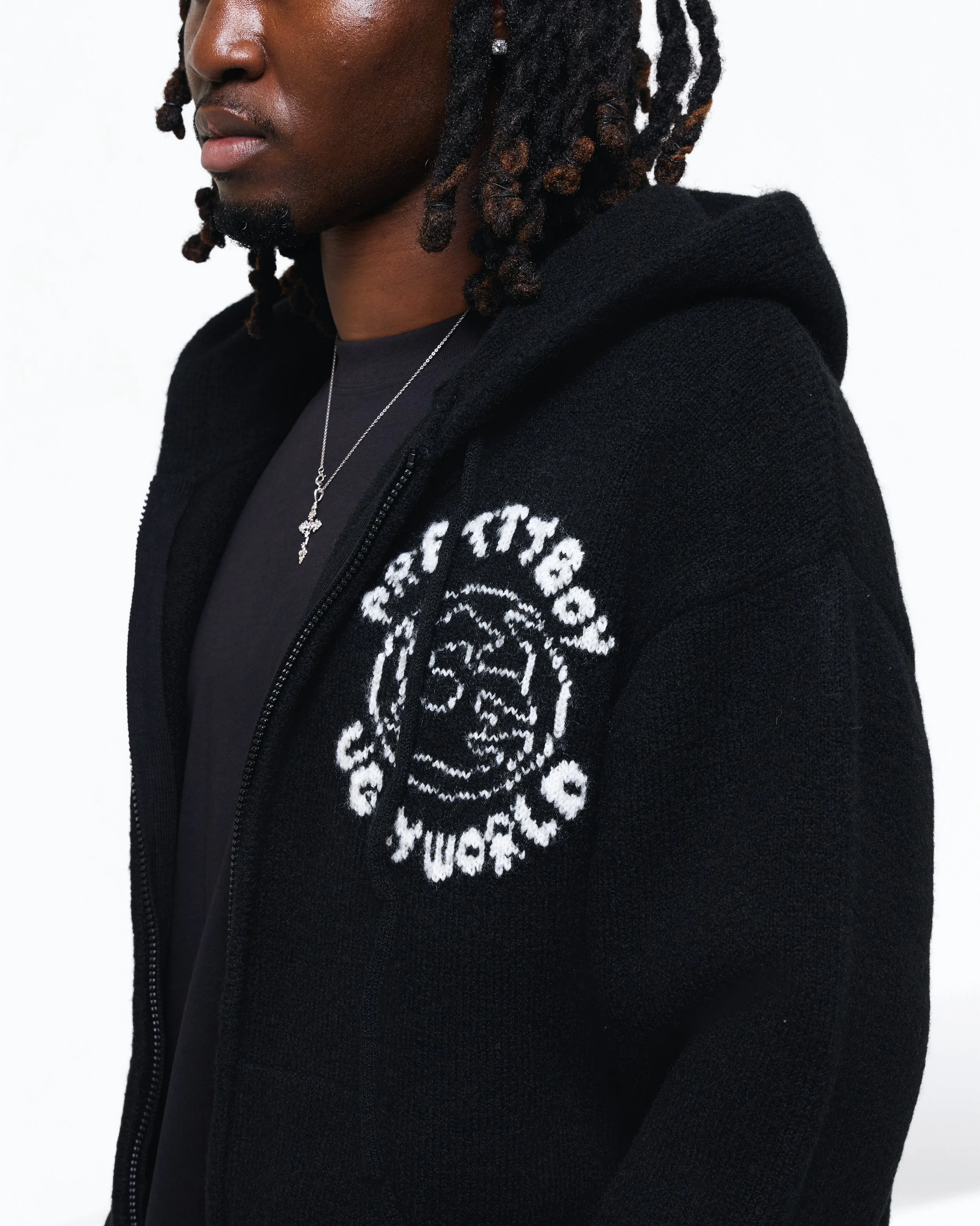 PRETTYBOYUGLYWORLD7408370.jpg