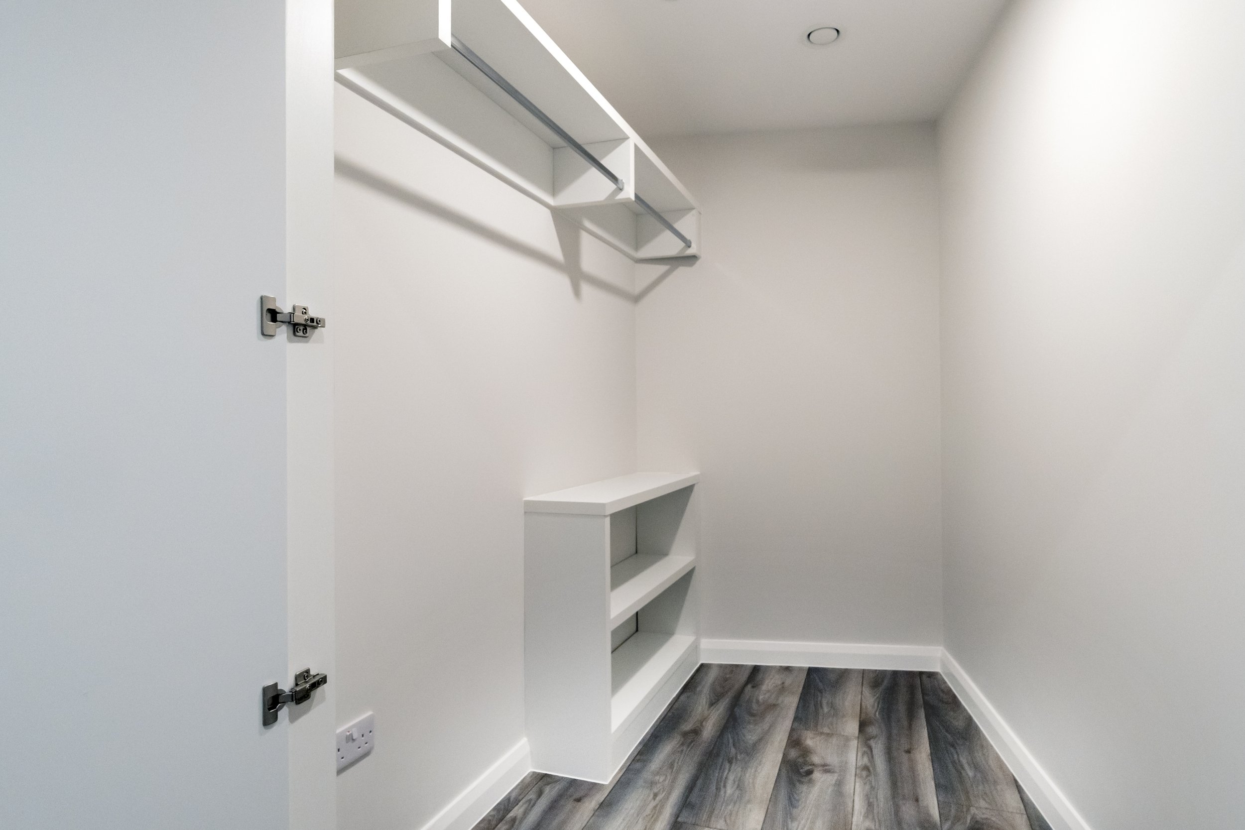 lock_gate_four_apartment_28_24.jpg