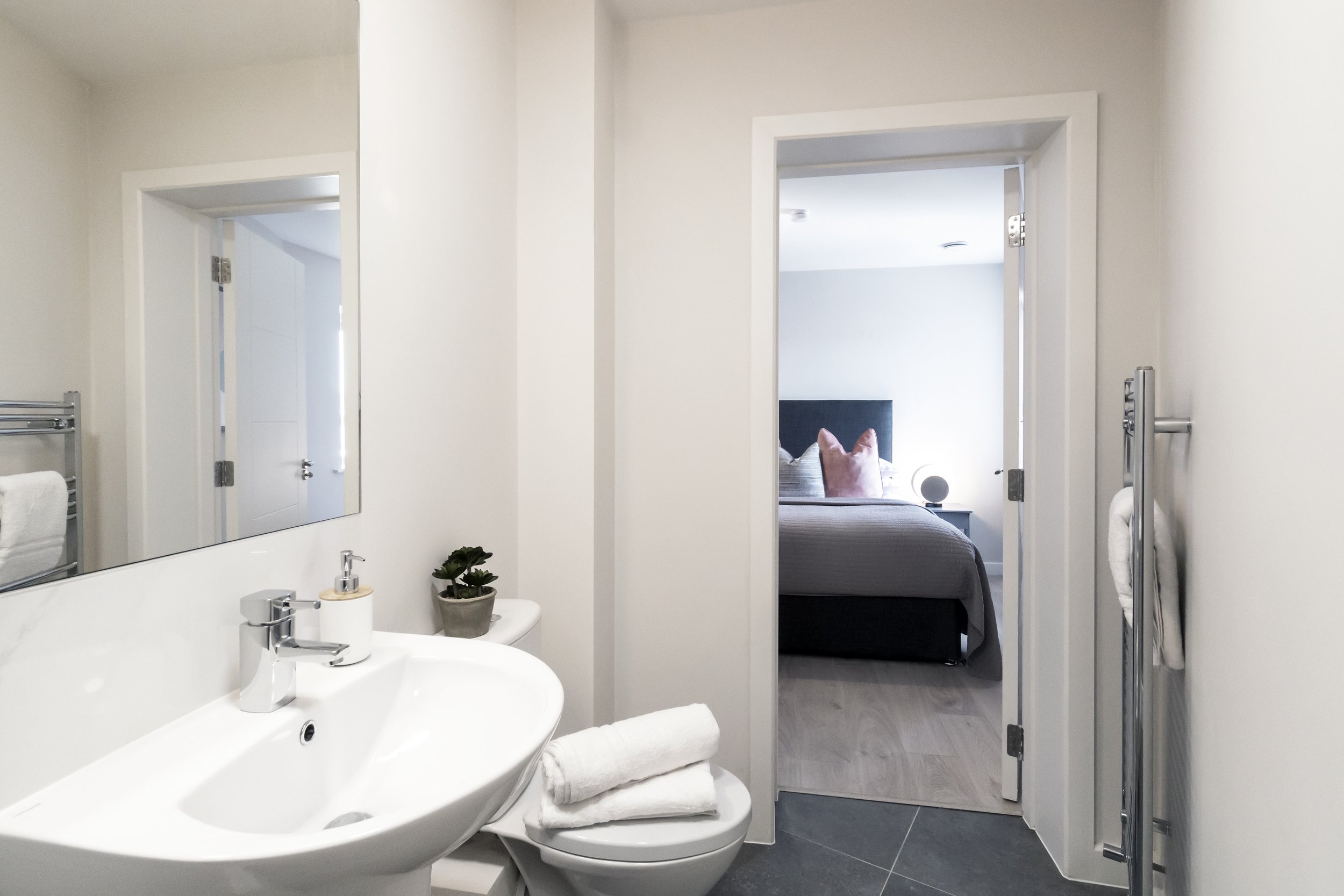station_road_2bed_14.jpg