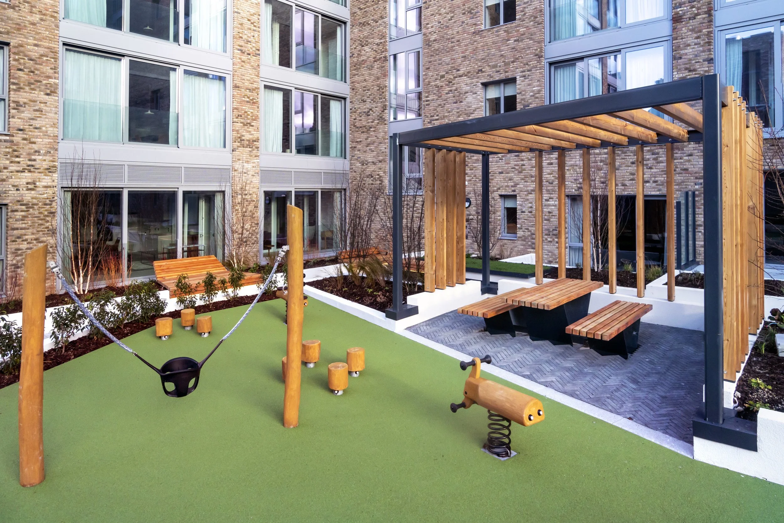 block_5_courtyard_5.jpg