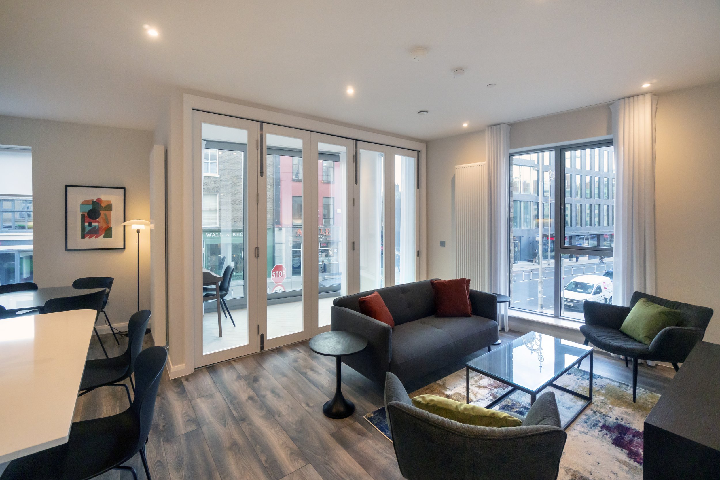 LET AGREED Apartment 1, Lock Gate 1, Gordon Place, Dublin 2, €3,350