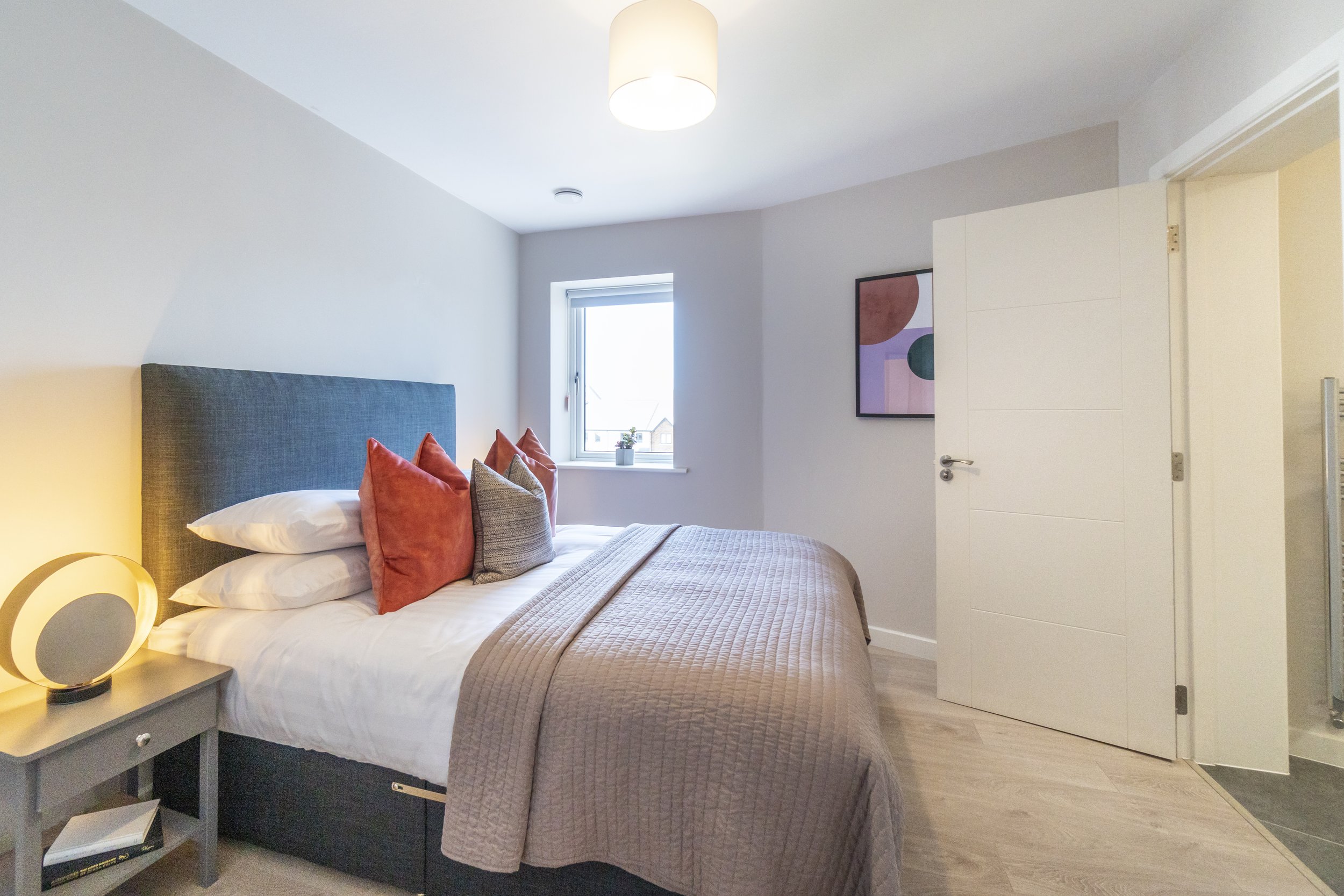 station_road_2bed_11.jpg
