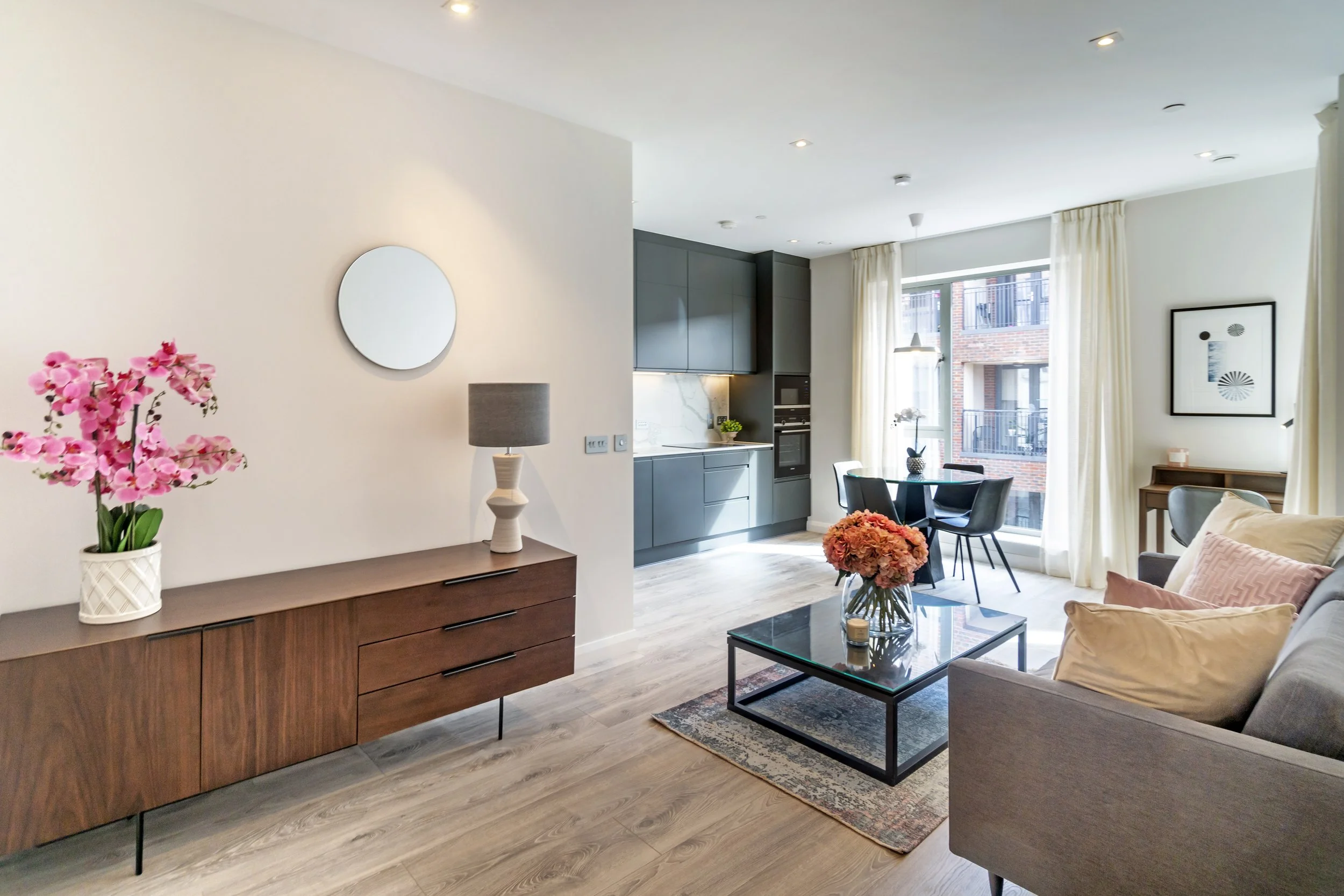 lock_house_three_apartment_14_2.jpg