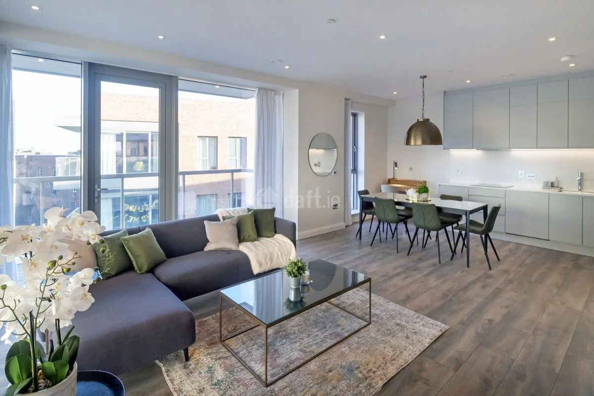 eyJidWNrZXQiOiJtZWRpYW1hc3Rlci1zM2V1IiwiZWRpdHMiOnsib3ZlcmxheVdpdGgiOnsiYnVja2V0IjoibWVkaWFtYXN0ZXItczNldSIsIm9wdGlvbnMiOnsiZ3Jhdml0eSI6ImNlbnRyZSJ9LCJrZXkiOiJ3YXRlcm1hcmstZGFmdC1sb2dvLXh4bGFyZ2UtdjQuc (2).jpg