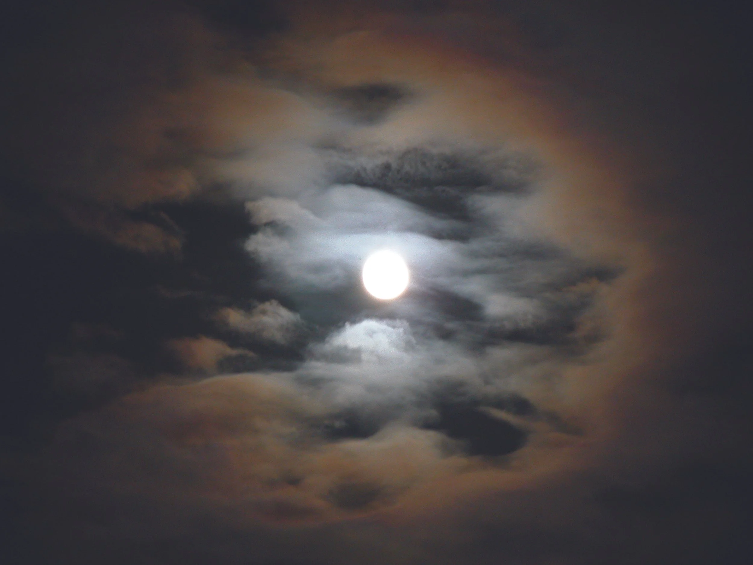 Pre-Eclipse Full Moon