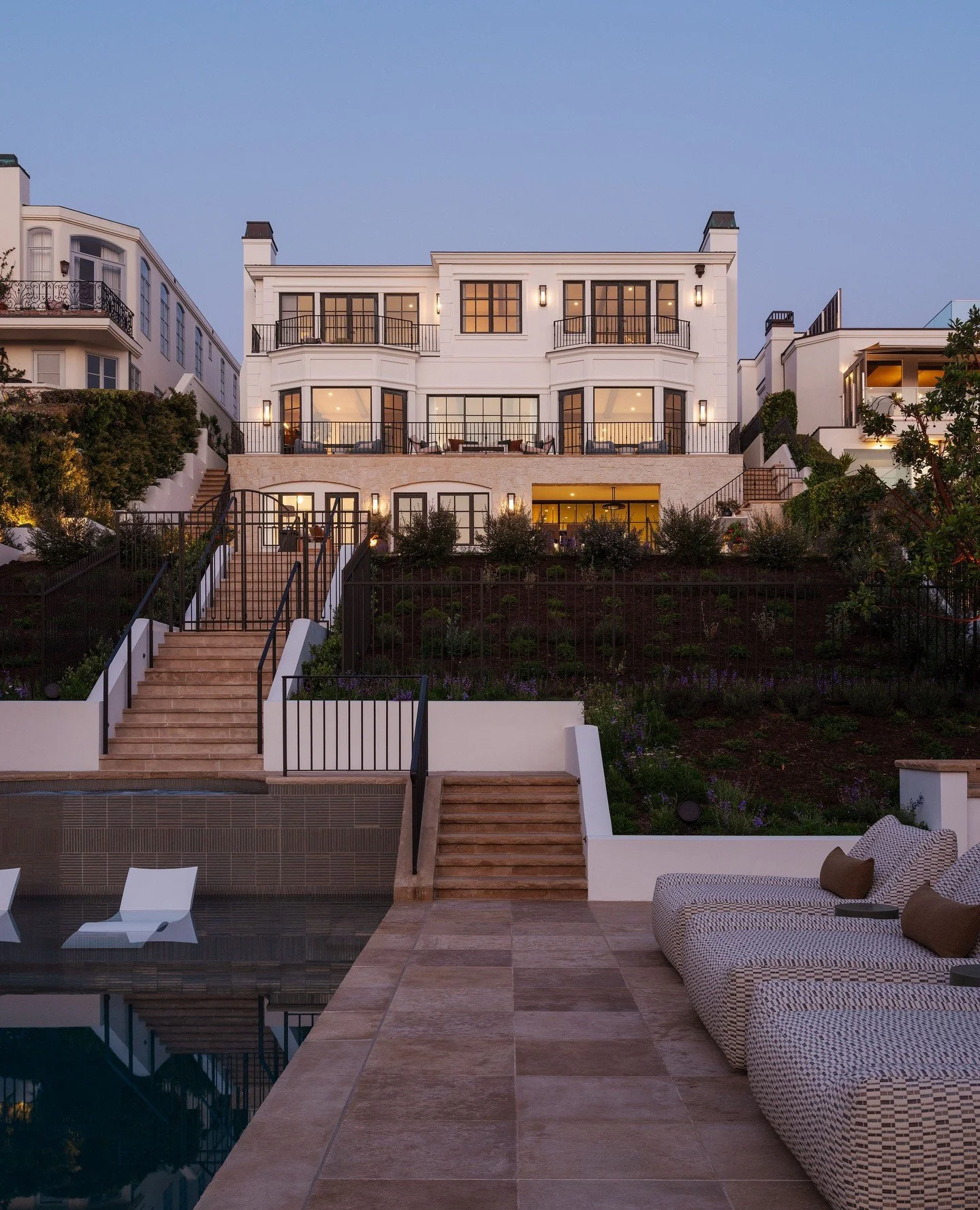 Nothing beats a Sunday sunset at home 🌤️⁠
⁠
At Ultimo Development, we are dedicated to building luxury homes that stand the test of time. Our commitment to exceptional craftsmanship and cutting-edge design, combined with our collaboration with skill