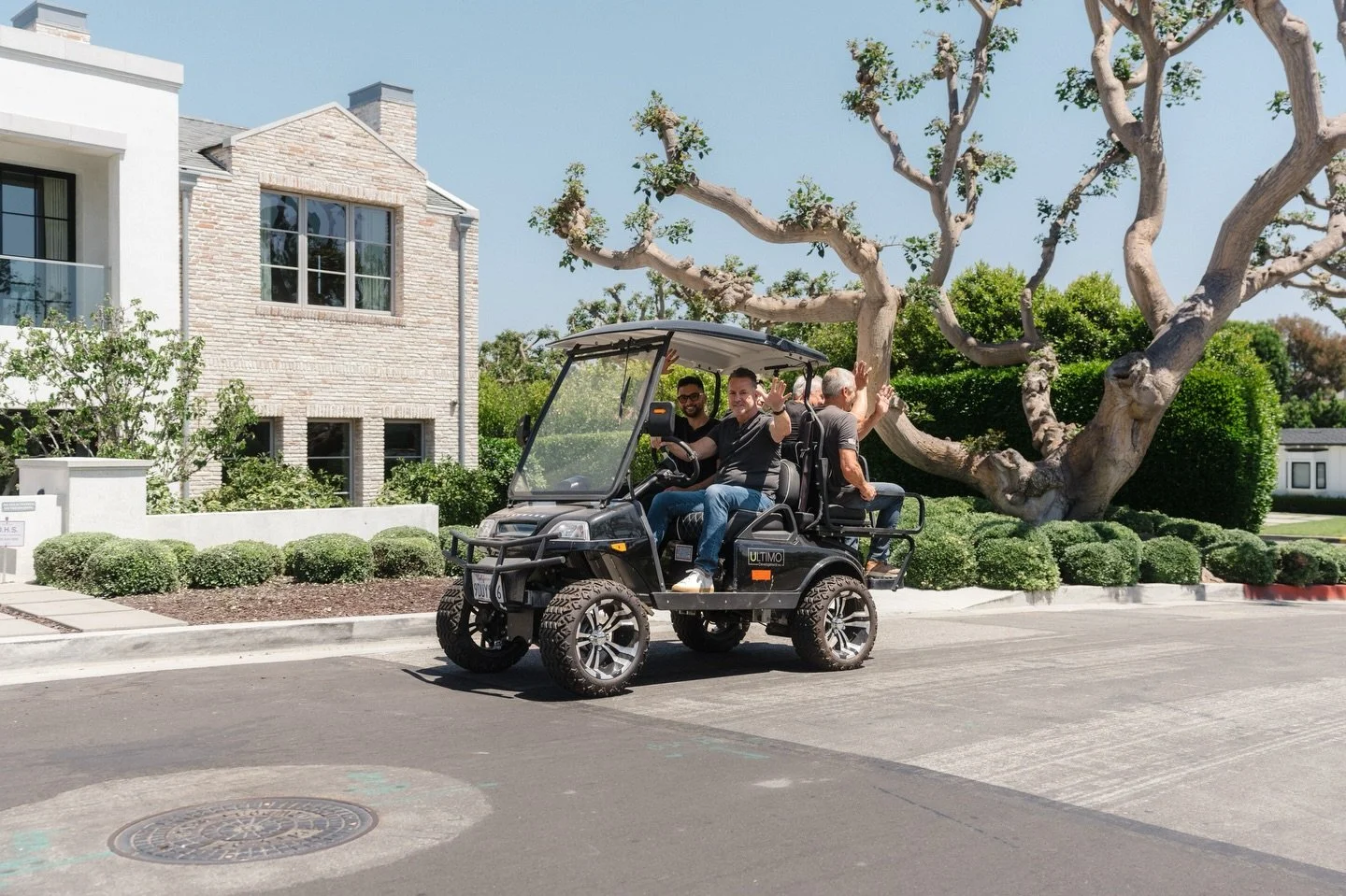 At Ultimo Development, we build luxury homes that stand the test of time. Collaborating with skilled architects and top-tier interior designers, we are committed to delivering exceptional craftsmanship and cutting-edge design to provide our esteemed 