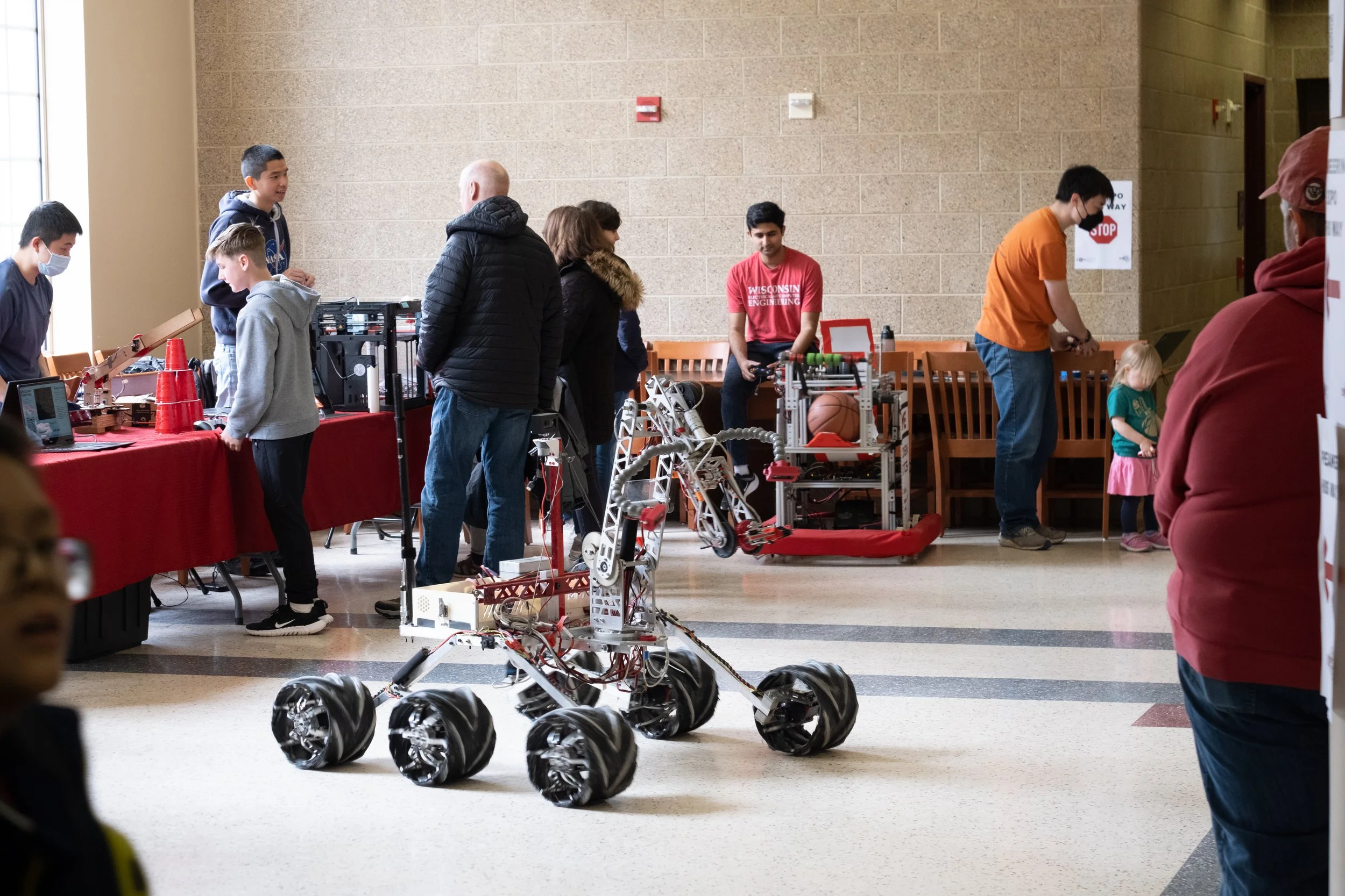 UW robotics mars drone _).jpg