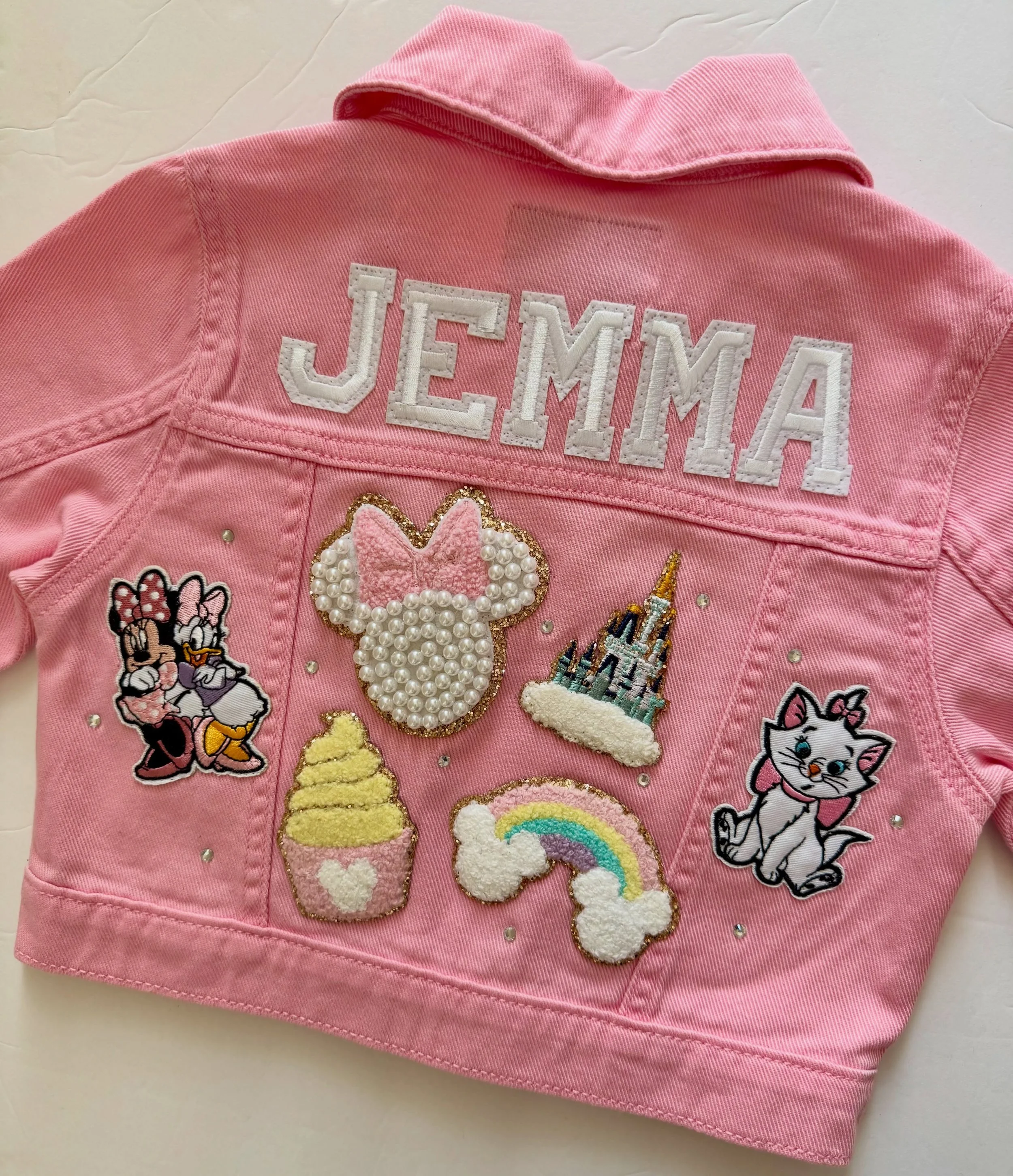 One pink jacket left in size 5T 💖✨ Snag this dreamy custom piece at a special price before it&rsquo;s gone! DM me to claim for your little fashionista 🎀
