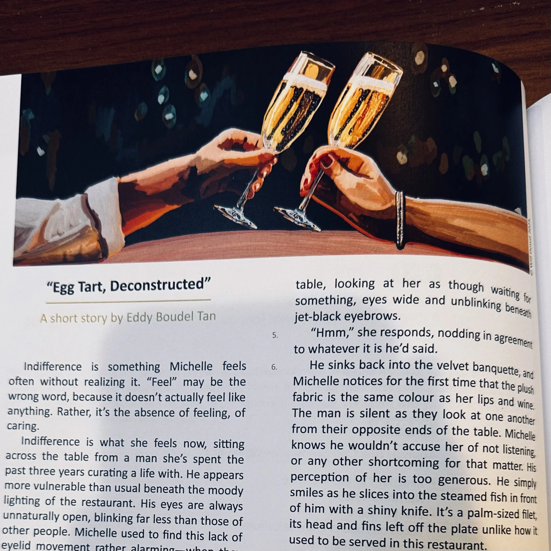 Close-up of a painting or picture showing a pair of hands holding two glasses of champagne, with reflections of light on the glasses and bubbles rising inside.