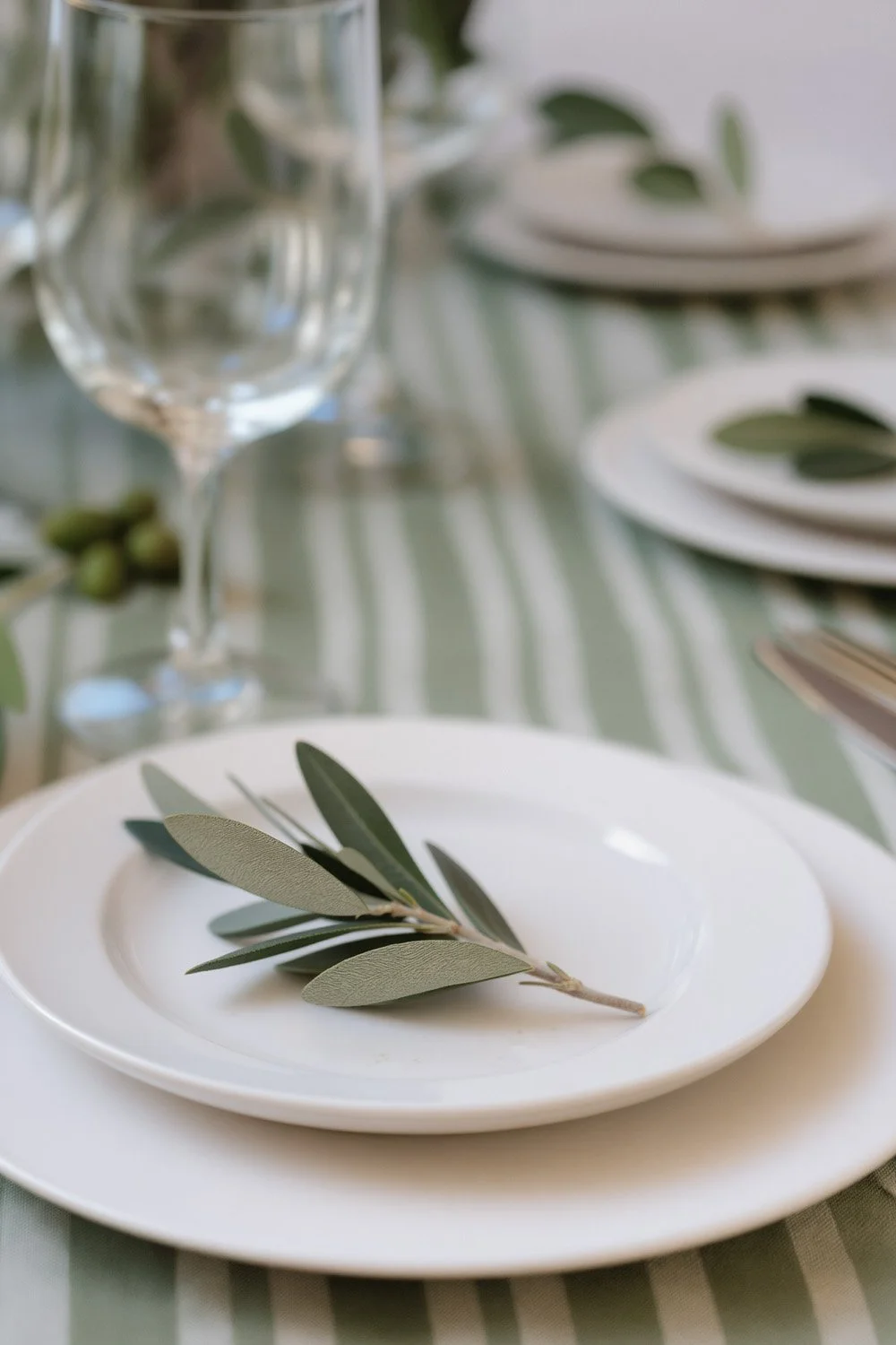 Tuscan-Olive-European-wedding-tabletop.jpg