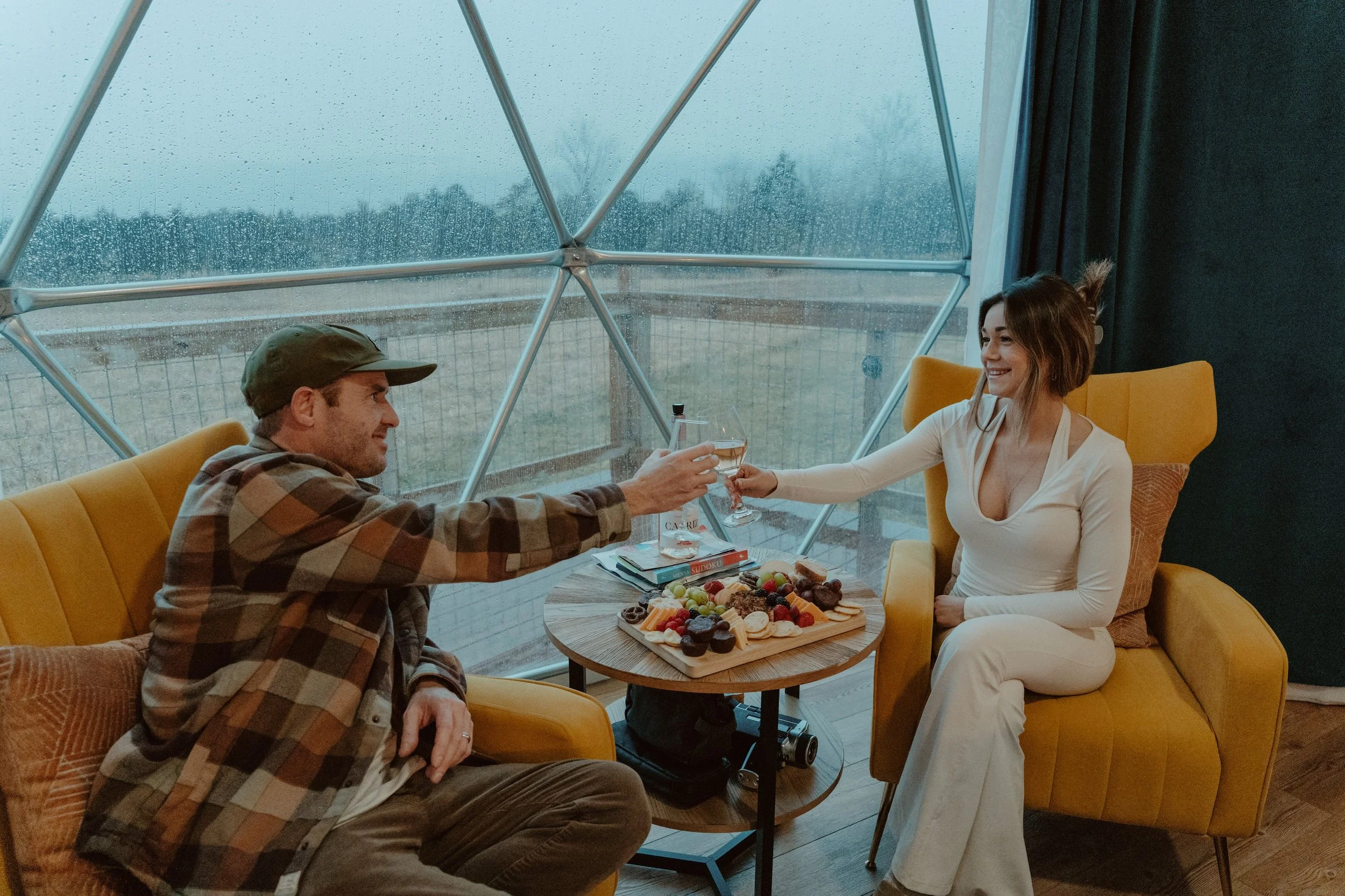 Shenandoah in Bloom: Peak April Glamping