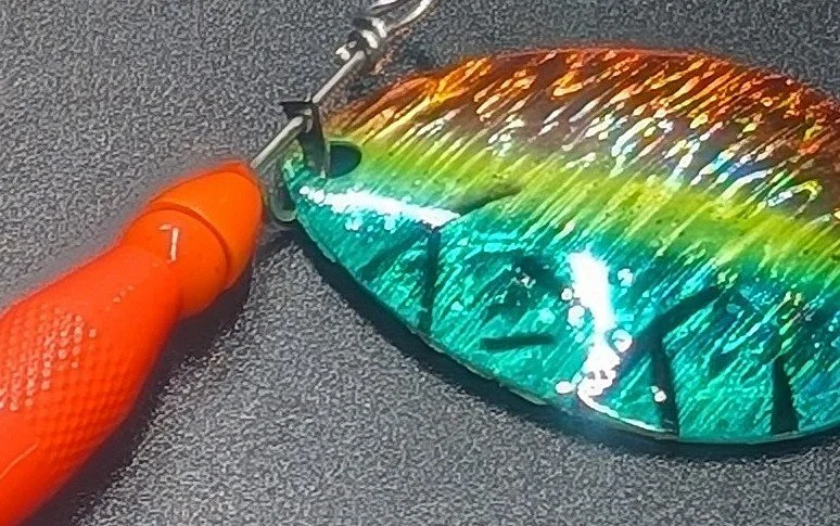 Orange and Green 3D.jpg