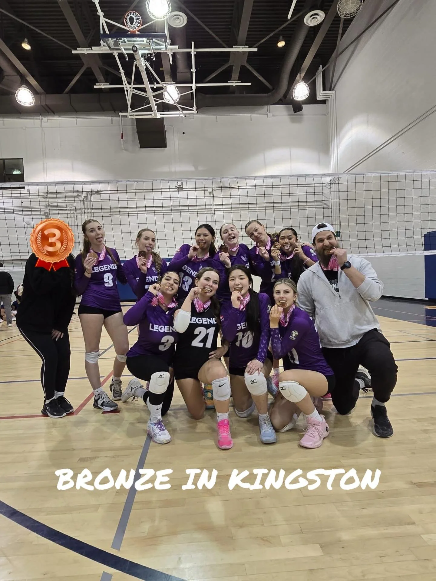 17U Diamonds with a bronze medal finish in Kingston! 

💜💜