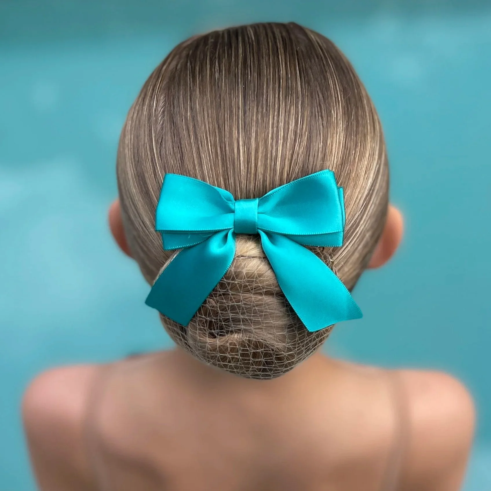 Jade Primrose Bow